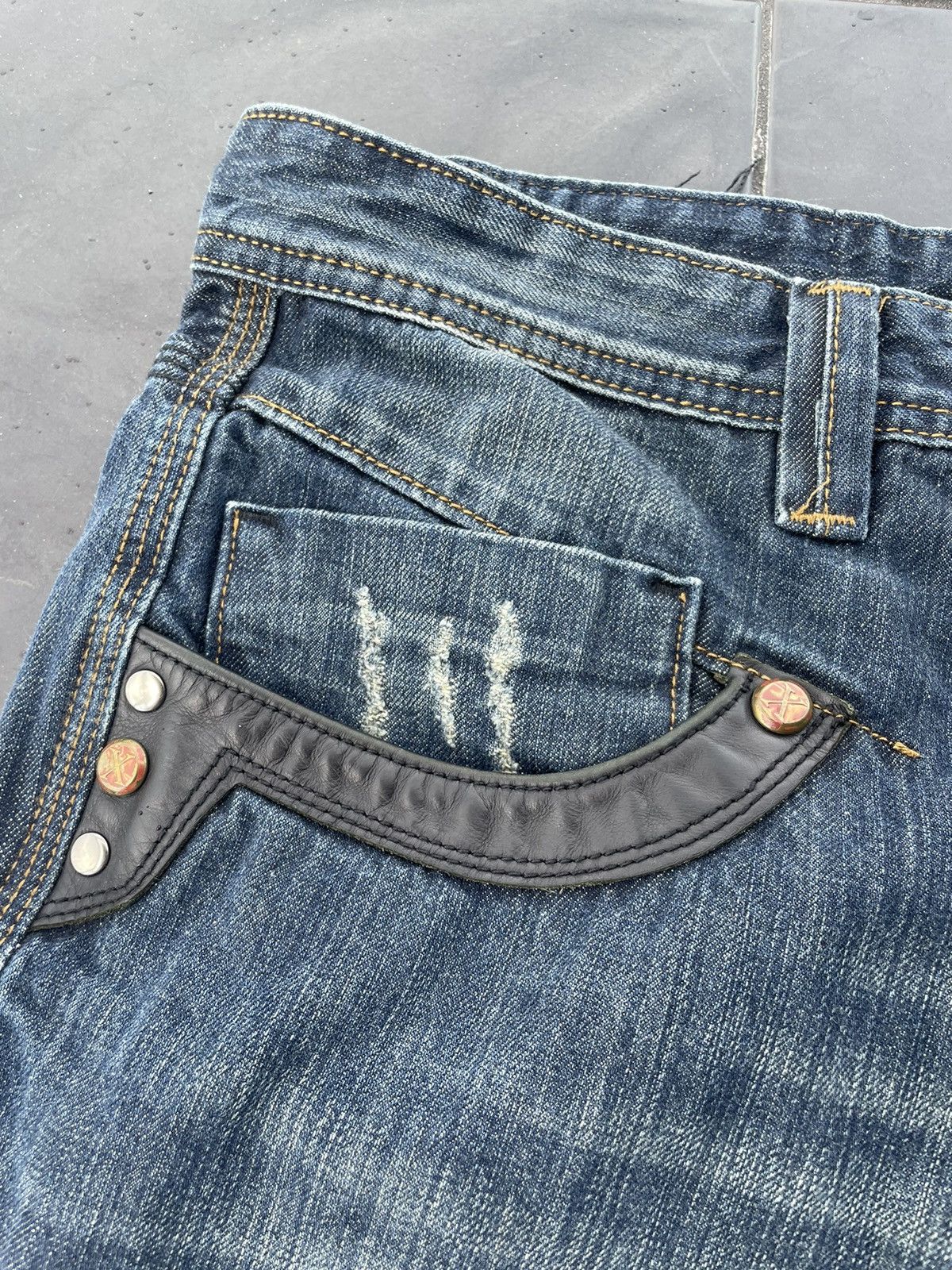 Vintage × Xray Footwear X-ray Distressed Vintage Jeans Size US 40 / EU 56 - 2 Thumbnail