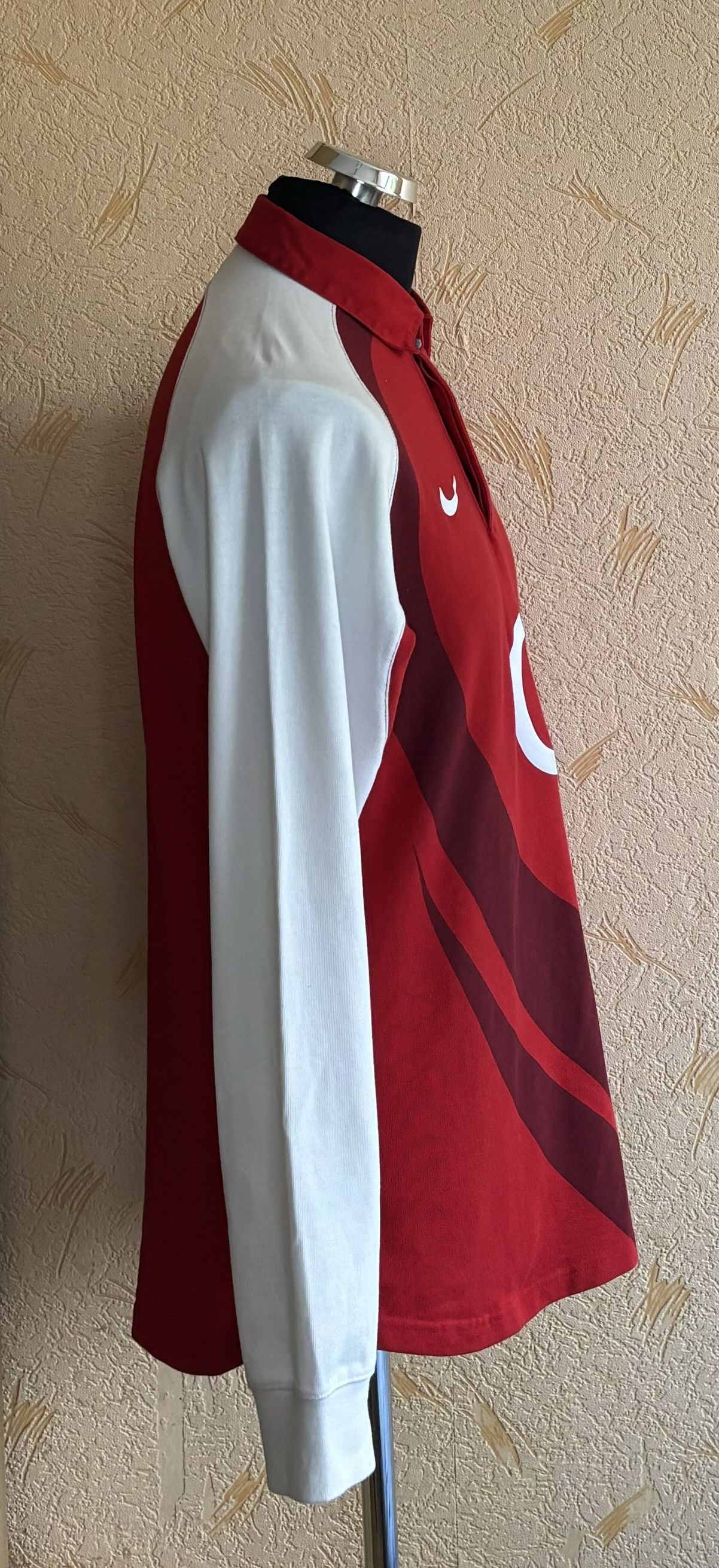 Nike England Rugby Nike o2 red long jersey Size. L Size US L / EU 52-54 / 3 - 4 Thumbnail