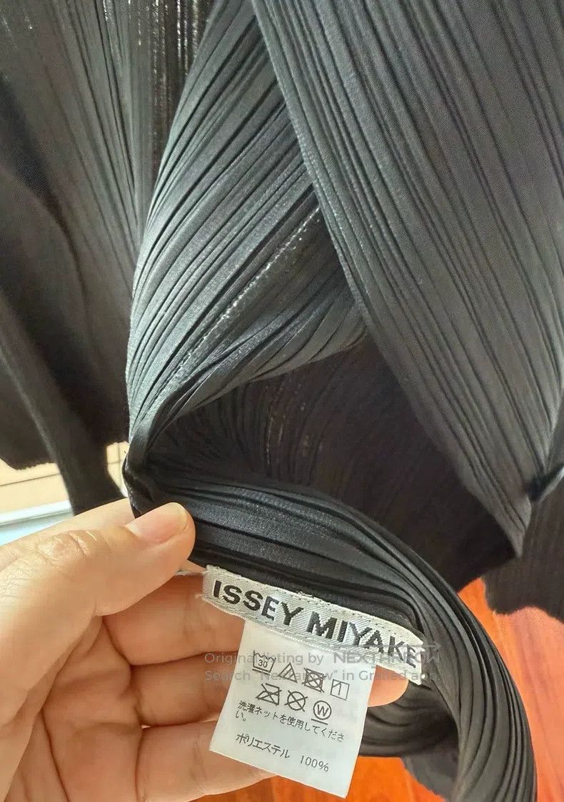 Issey Miyake Issey Miyake Black Coat Size M / US 6-8 / IT 42-44 - 4 Thumbnail