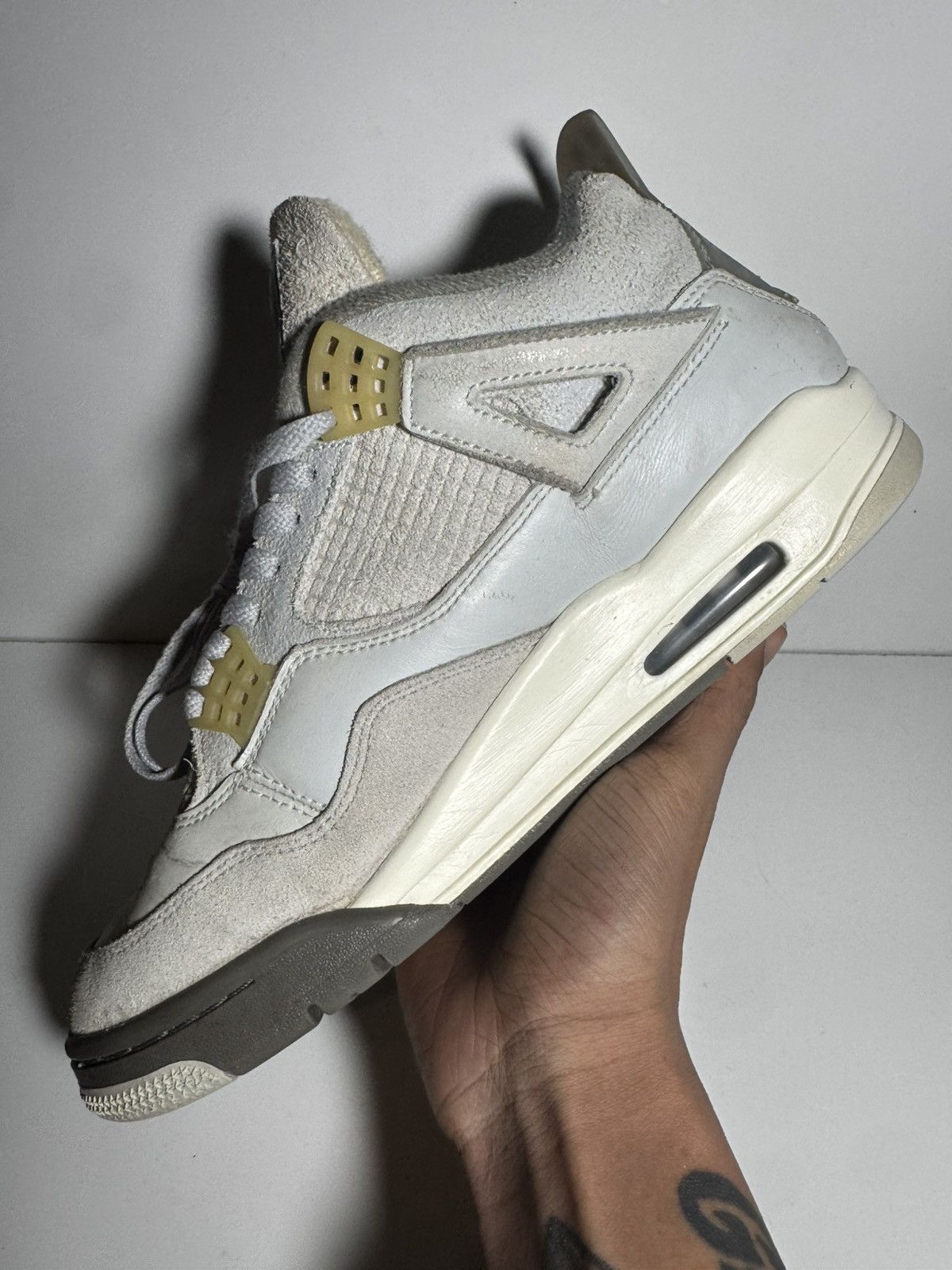 Jordan Brand Air Jordan 4 Retro SE Craft "Photon Dust” Size US 9 / EU 42 - 8 Thumbnail