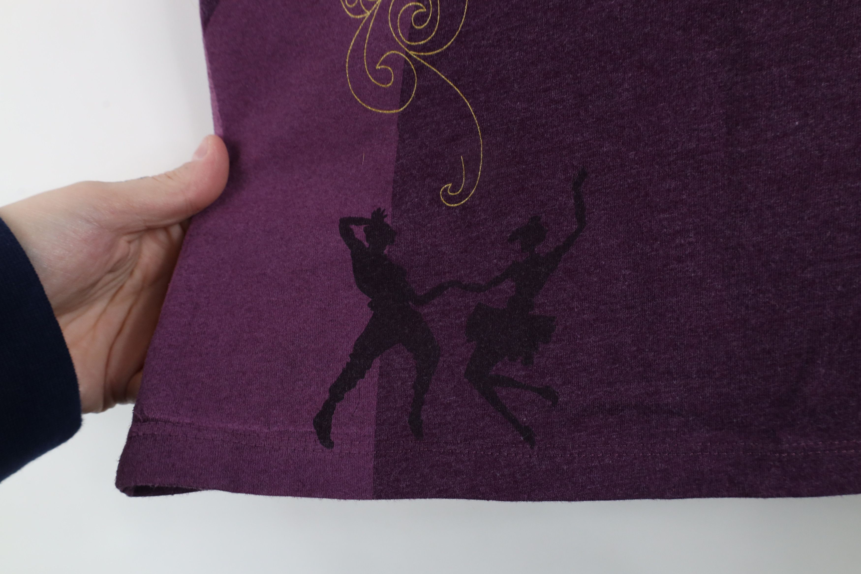 Vintage Cirque Du Soleil Michael Jackson Immortal V-Neck T-Shirt Size L / US 10 / IT 46 - 9 Thumbnail