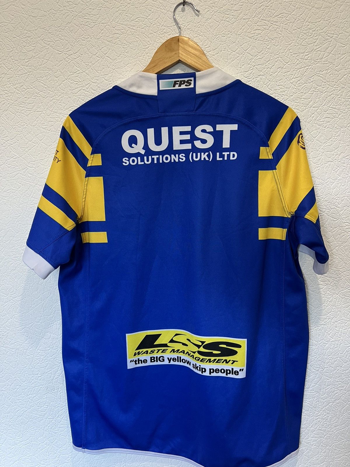 Other Vintage Berrys Leeds Rhinos Rugby Jersey Shirt Size US M / EU 48-50 / 2 - 4 Thumbnail