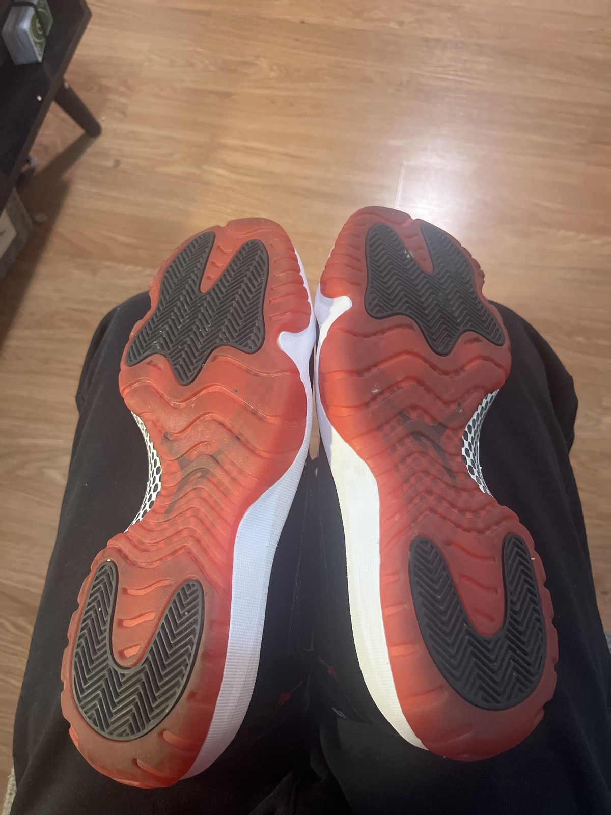 Jordan Brand Jordan 11 Bred Size US 11.5 / EU 44-45 - 5 Thumbnail