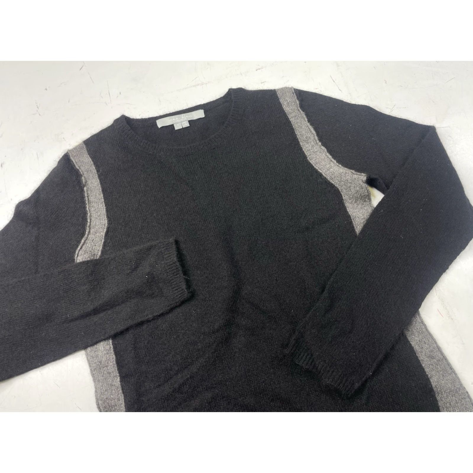 Vintage Sea Bleu Sweater Womens Small Crew Neck 100% Cashmere Black Pullover Crewneck, Wool/Knits, S, Black, Pullover, Women, 100% Cashmere, Sea Bleu Size S / US 4 / IT 40 - 2 Thumbnail