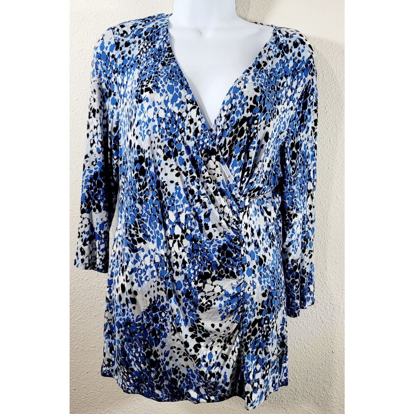 Other Dana Buchman Blue White Abstract Ruched Crisscross Top M Size M / US 6-8 / IT 42-44 - 1 Thumbnail