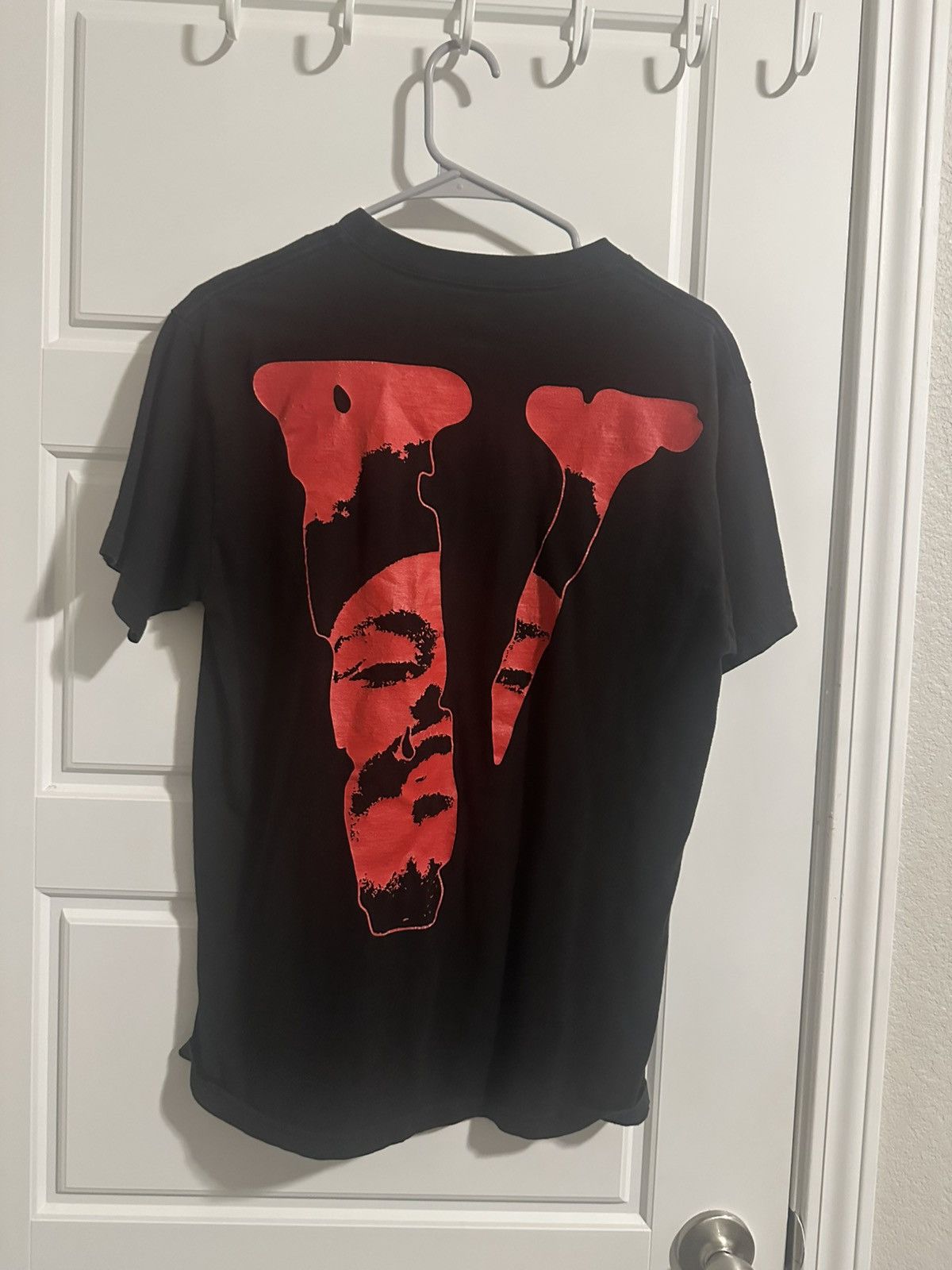 The Weeknd × Vlone The Weeknd x V-Lone Size US M / EU 48-50 / 2 - 2 Thumbnail