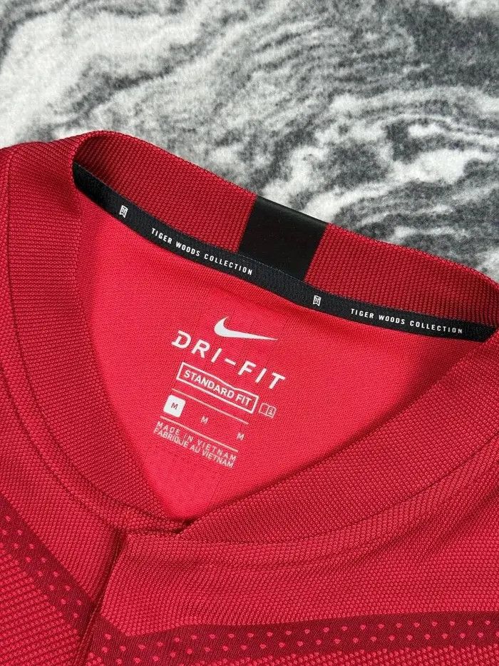 Nike Nike T-Shirt Golf Tiger Woods Size US M / EU 48-50 / 2 - 3 Thumbnail