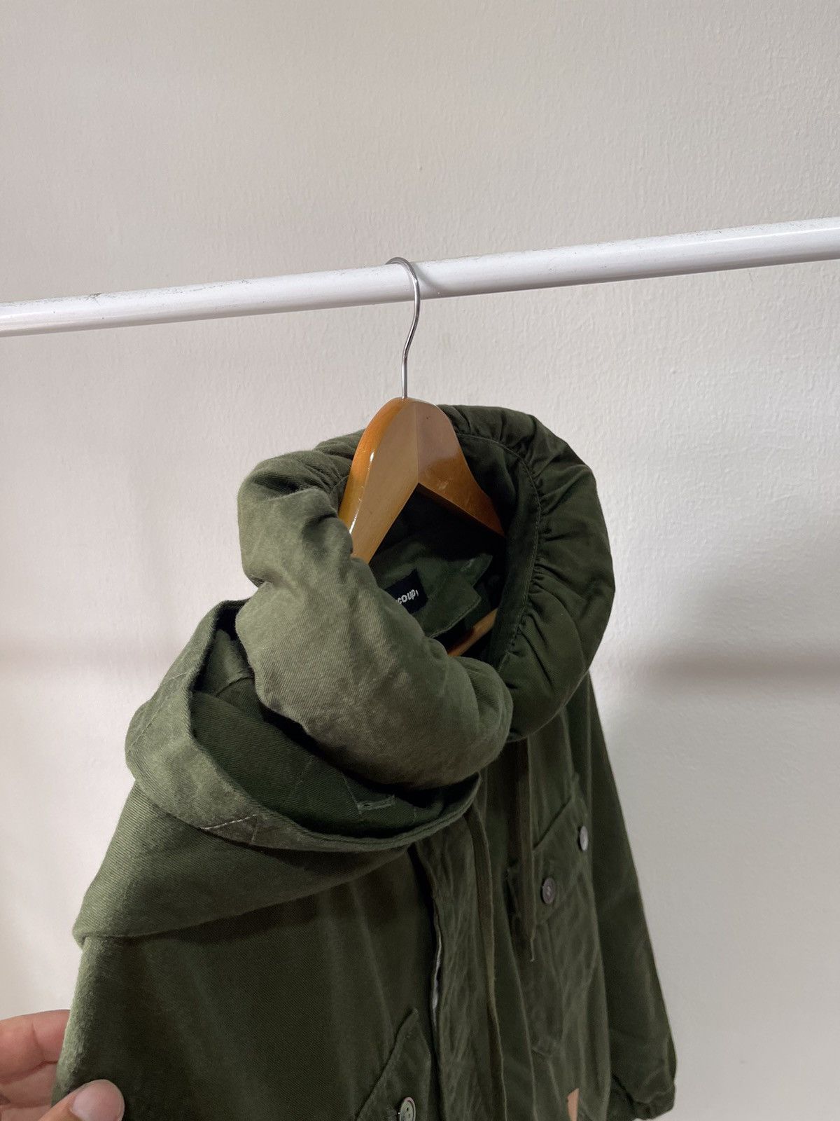 Issey Miyake × mercibeaucoup 2000s Mercibeaucoup Neck Pillow Army Green Parka Size US L / EU 52-54 / 3 - 7 Thumbnail