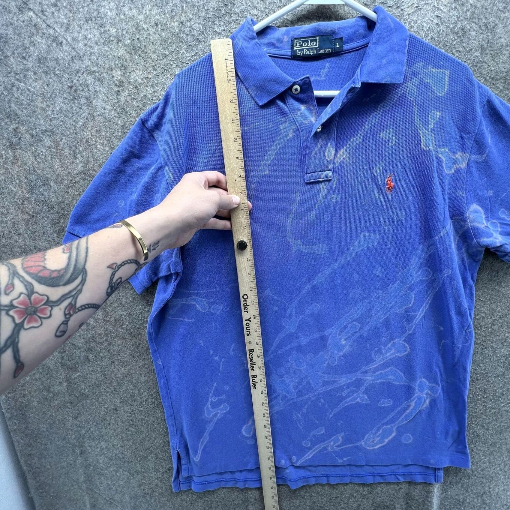 Polo Ralph Lauren VINTAGE Polo Shirt Mens Large Blue Pony Logo Bleach Stained Polo by Ralph Lauren Short Sleeve Knit Casual (Polo) Size US L / EU 52-54 / 3 - 3 Thumbnail
