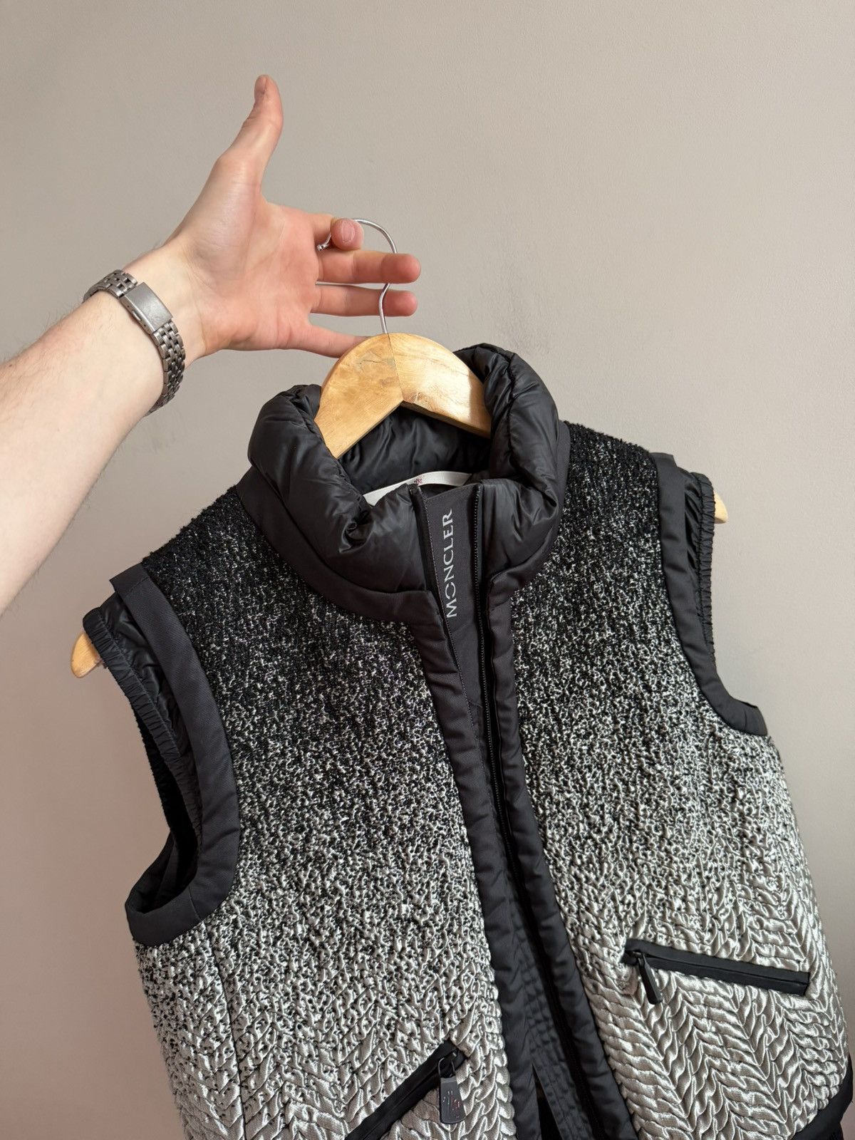Moncler Moncler Grenoble Silver Gradient Down Melette Gilet Vest Size S / US 4 / IT 40 - 11 Thumbnail