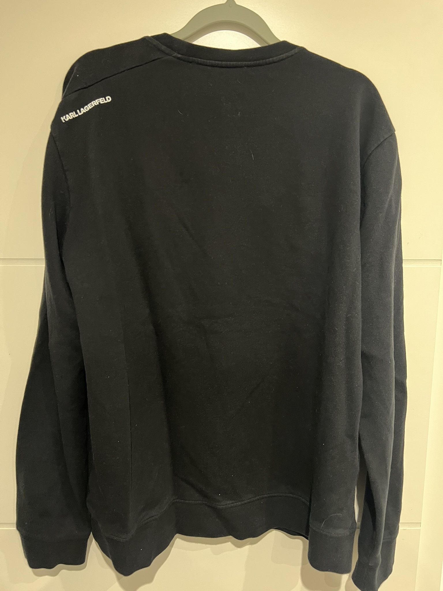 Karl Lagerfeld Ikonik Embroidered Logo V-Neck Sweatshirt Size US M / EU 48-50 / 2 - 2 Thumbnail
