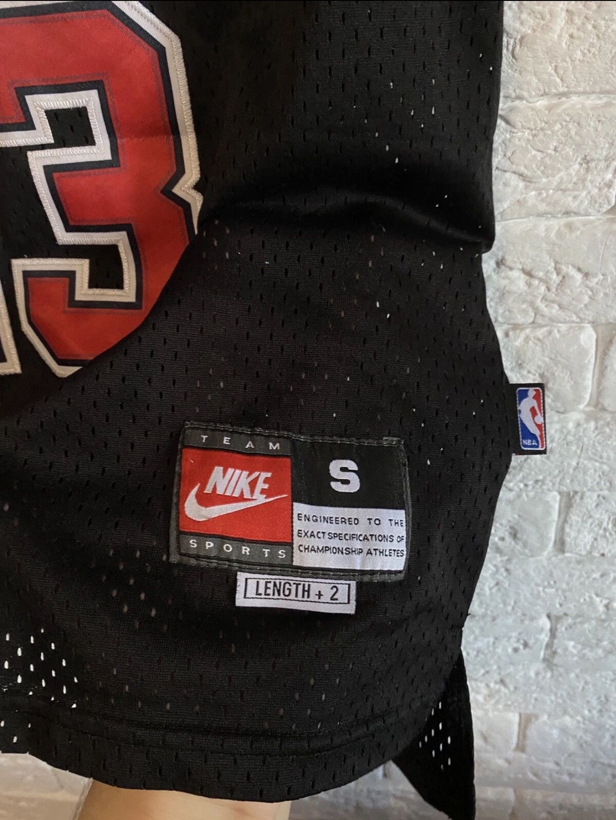Nike Nike Chicago Bulls Vintage 90`s Basketball Jersey Jordan 23 Size US S / EU 44-46 / 1 - 5 Thumbnail