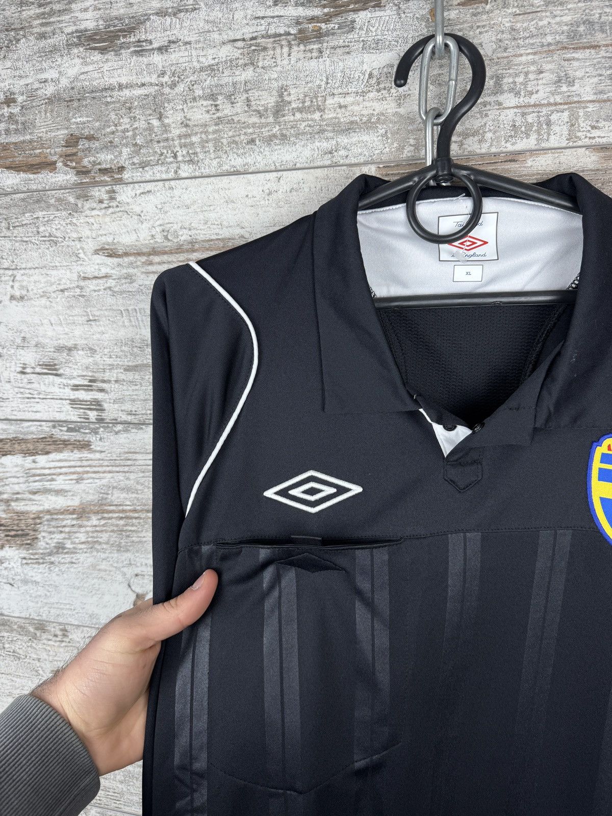 Umbro 2000s Swedish FA Umbro Referee Long-sleeve t-shirt jersey Size US XL / EU 56 / 4 - 4 Thumbnail