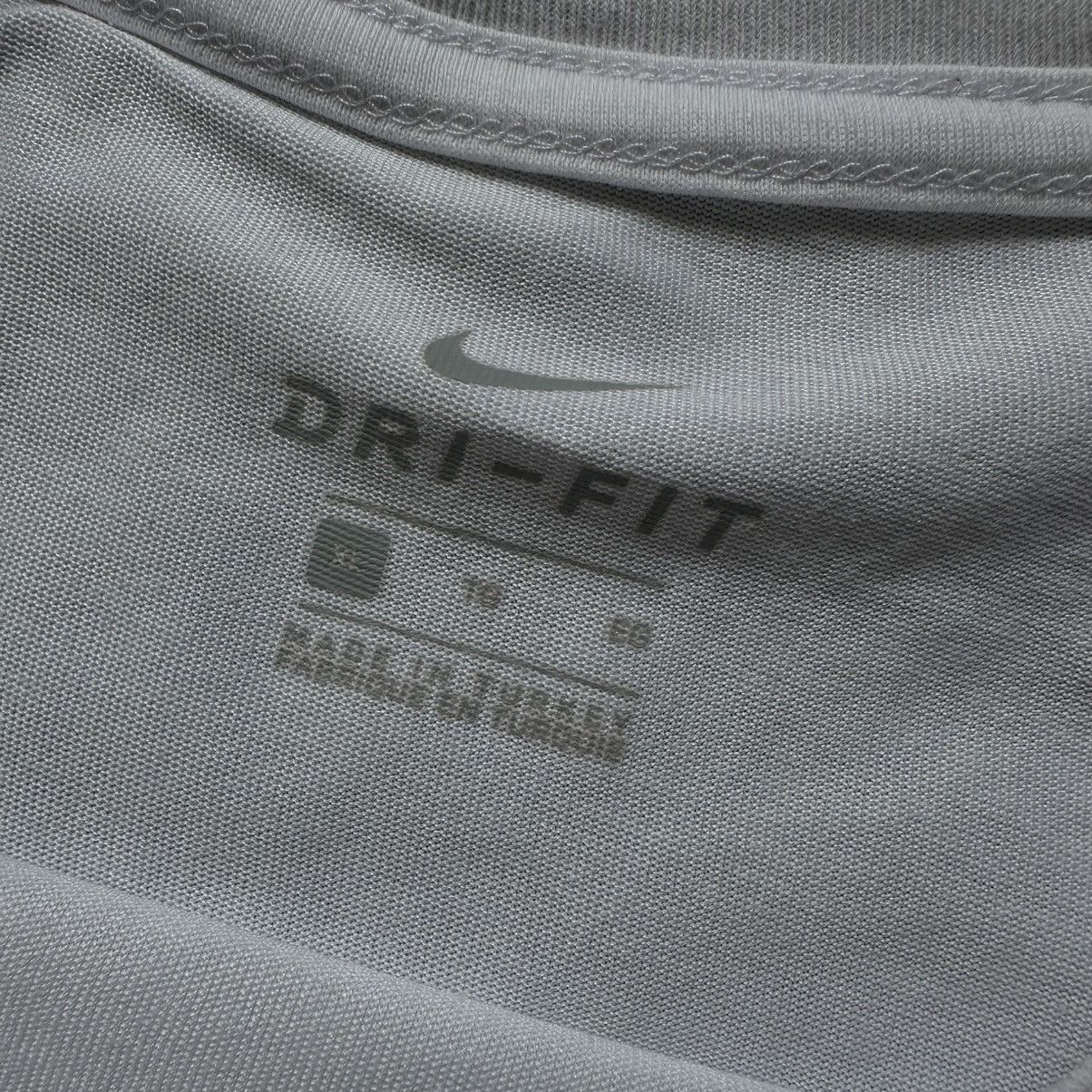 Nike VTG Nike ESV T-shirts Small Logo Size XL Sport-wear 00s USA Size US XL / EU 56 / 4 - 9 Thumbnail
