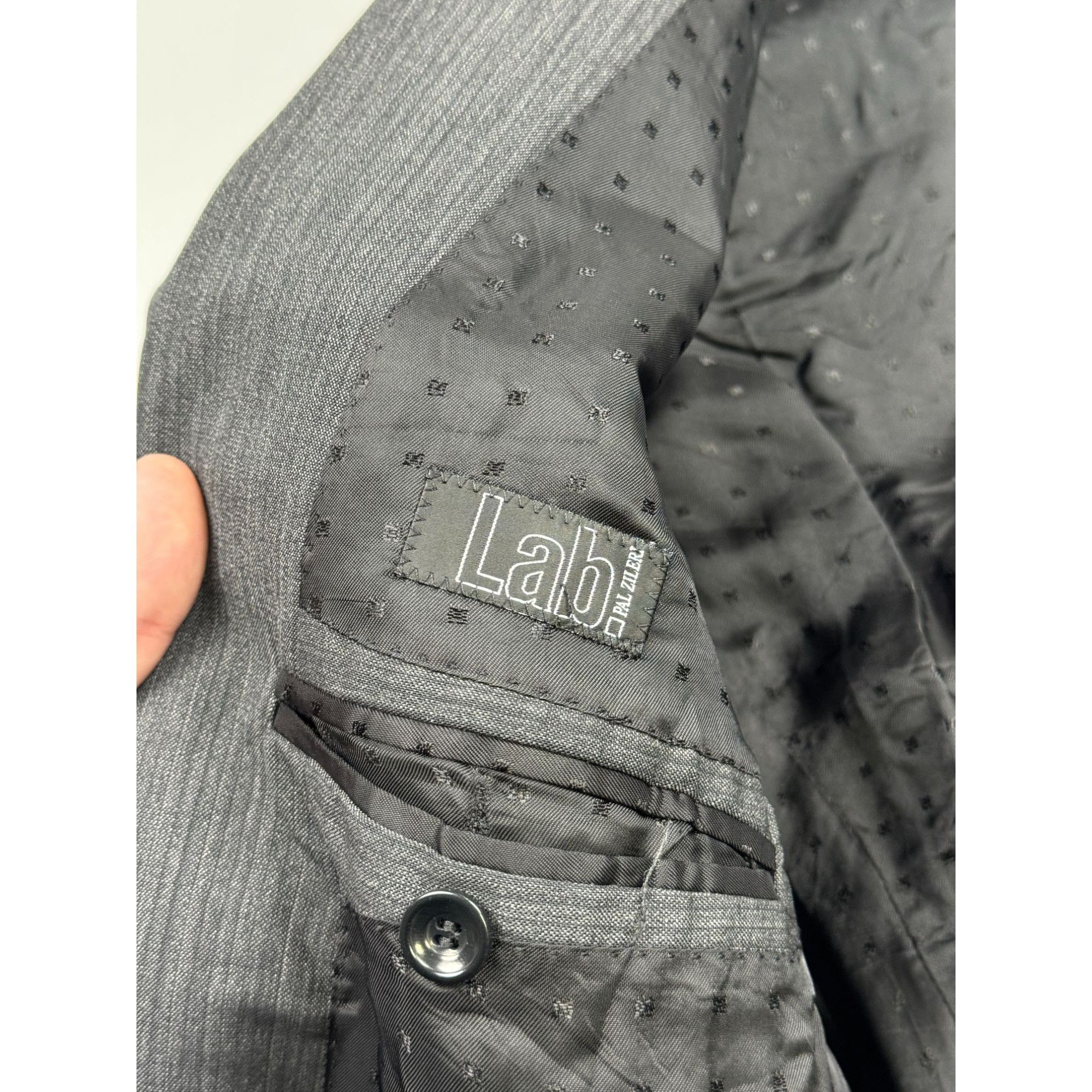 Pal Zileri Pal Zileri Lab Two Button Wool Blazer (Y1236) Size 40R - 4 Thumbnail