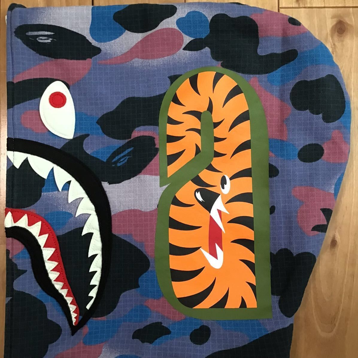 Bape 💫Glow in the dark💫 BAPE Grid camo shark full zip hoodie APE Size US L / EU 52-54 / 3 - 6 Thumbnail