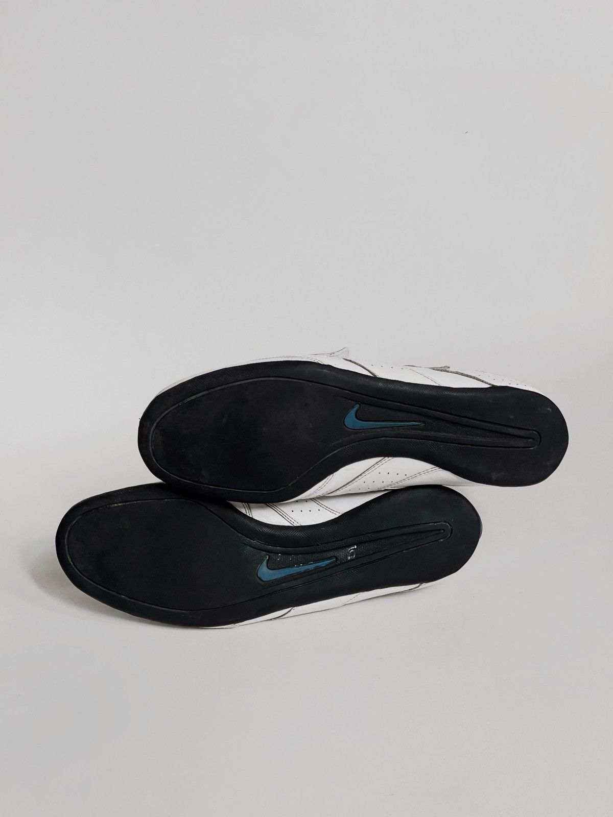 Nike Vintage Nike low sneakers Japanese style Size US 12 / EU 45 - 9 Thumbnail