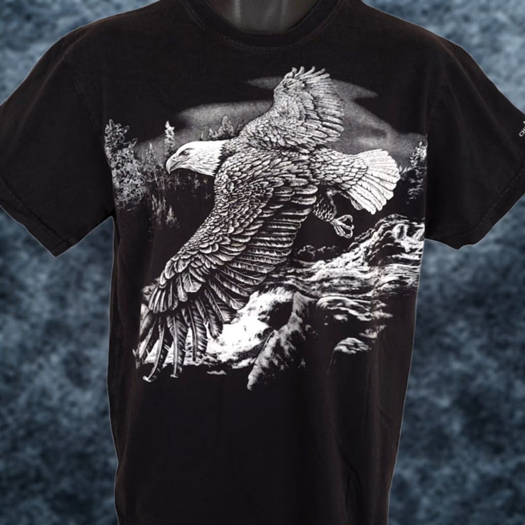 Vintage Bald Eagle T Shirt Mens Size Medium Black Musky Tale Chippewa Flowage Wisconsin Nature Outdoors Y2K Wraparound Print Crew Neck Short Sleeve Cotton Size US M / EU 48-50 / 2 - 1 Thumbnail