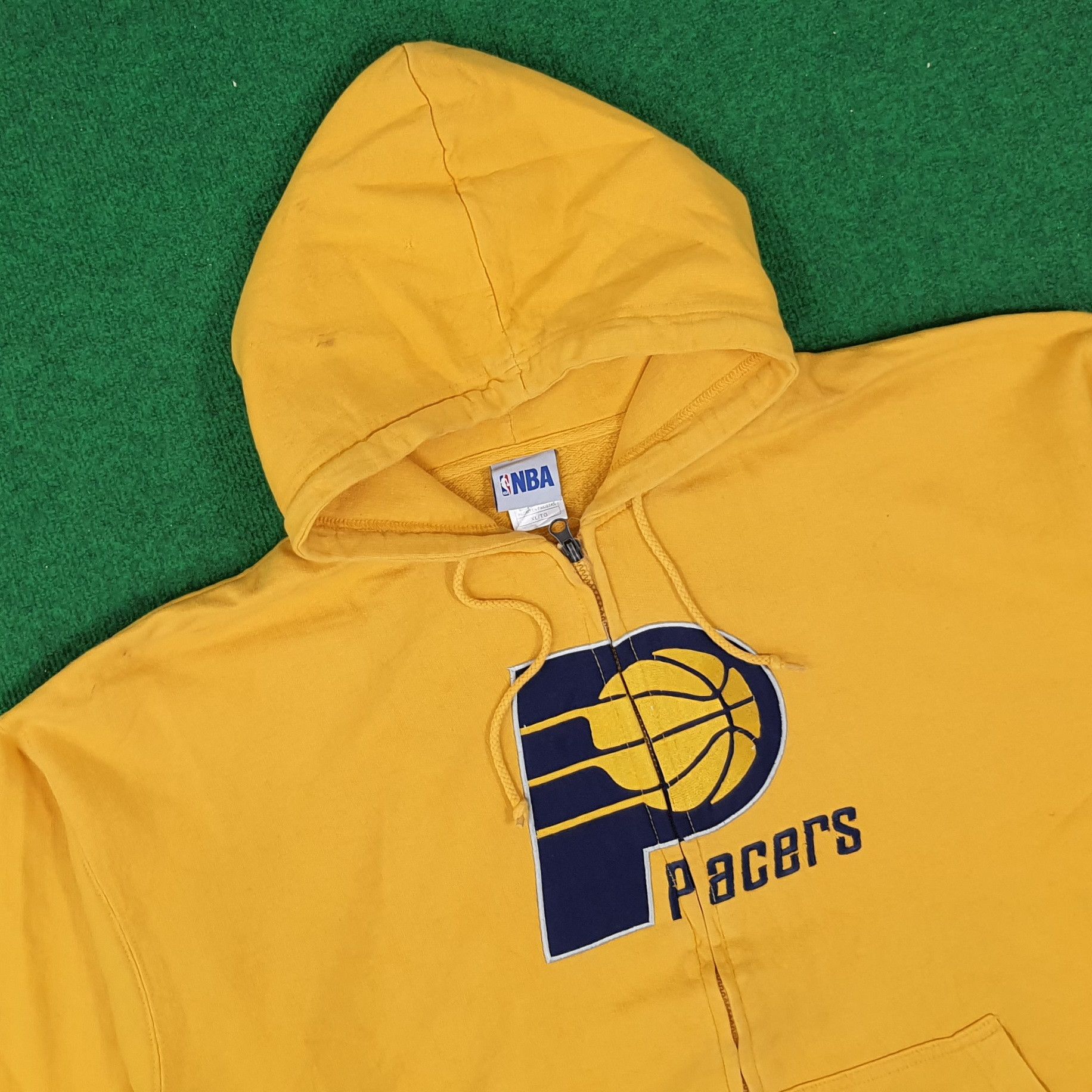NBA × Vintage Vintage PACERS NBA Basketball Team Zipper Hoodie Size US XL / EU 56 / 4 - 2 Thumbnail