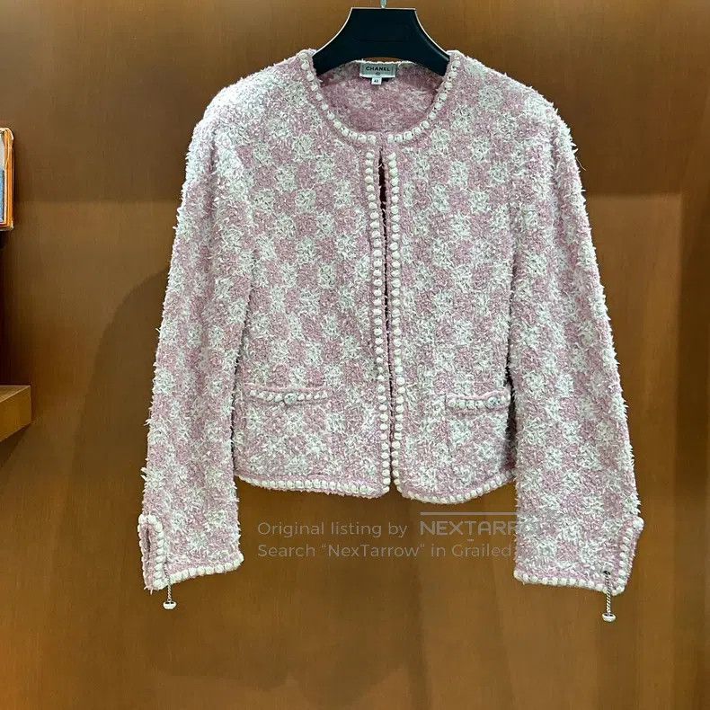Chanel Chanel Pink plaid knitted jacket Size S / US 4 / IT 40 - 1 Thumbnail