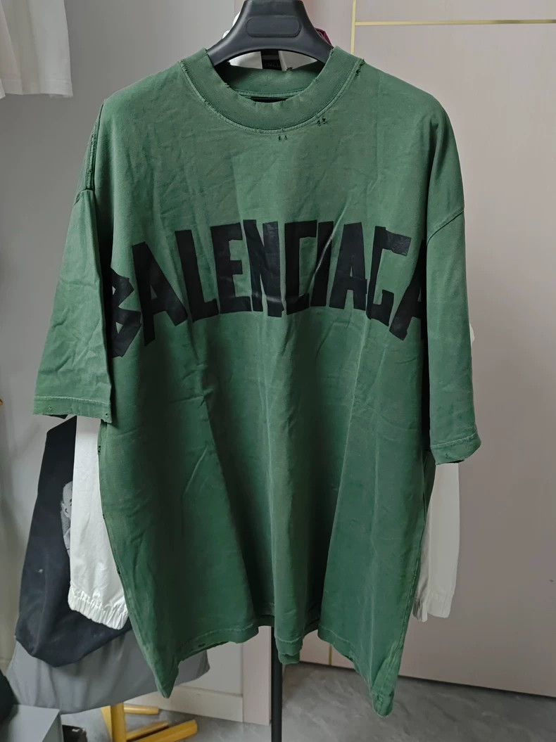 Balenciaga Balenciaga 23 FW Dark Green Tape Used Short Sleeve 2502-Nex Size US L / EU 52-54 / 3 - 1 Thumbnail