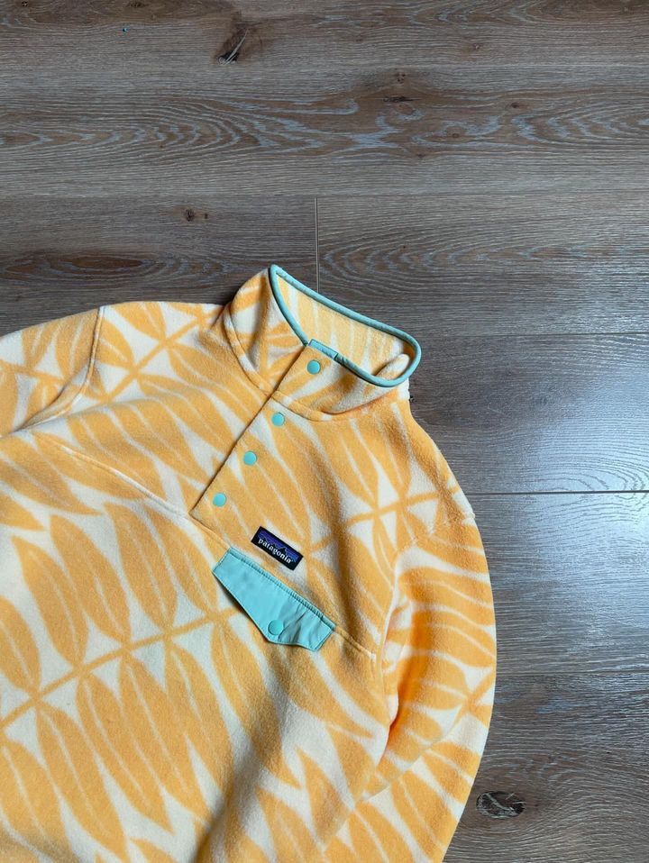 Patagonia Patagonia fleece with cool print Size US S / EU 44-46 / 1 - 2 Thumbnail