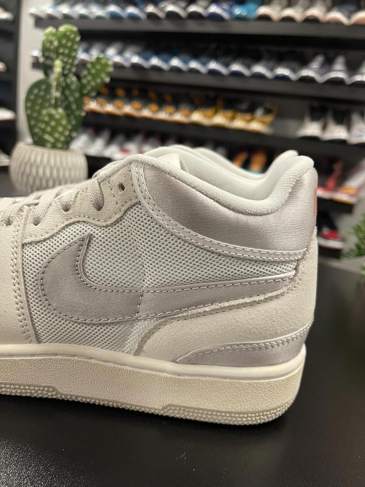 Nike Size 10.5 - Nike Attack SP x Social Status Silver Linings Size US 10.5 / EU 43-44 - 5 Thumbnail