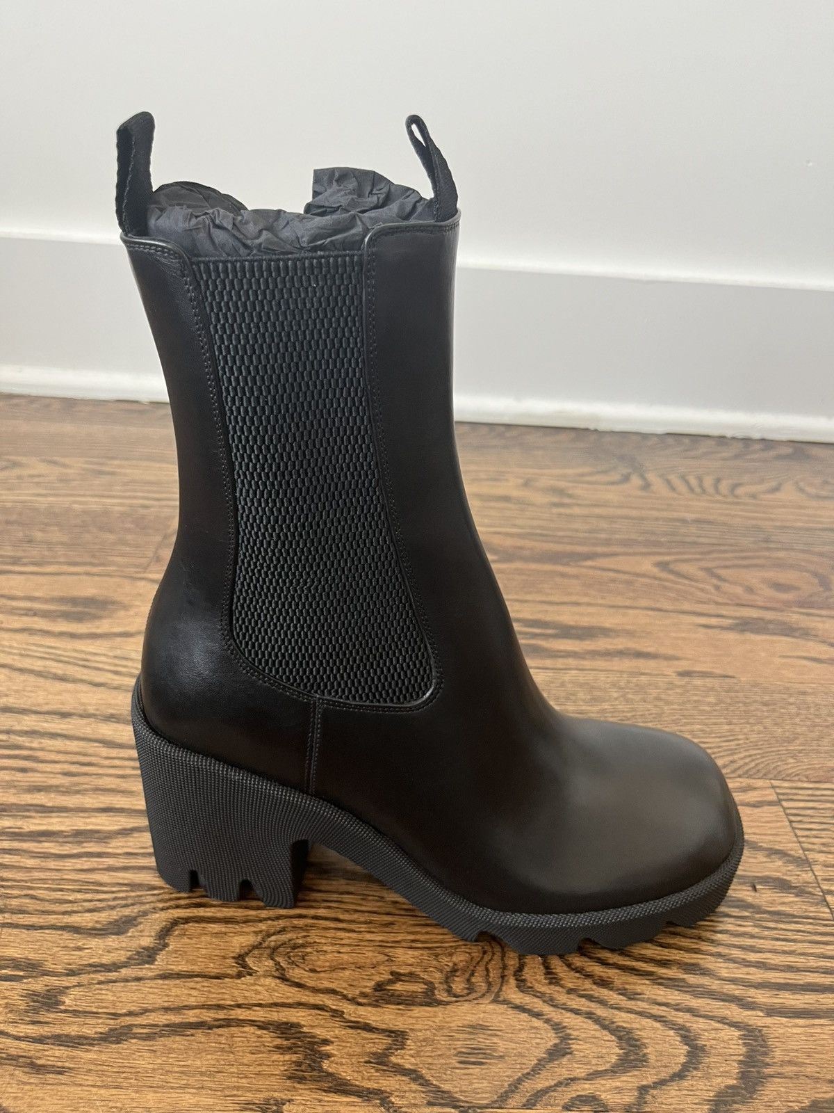 Burberry Burberry Leather Stride Chelsea Boots Size US 8.5 / IT 38.5 - 11 Thumbnail