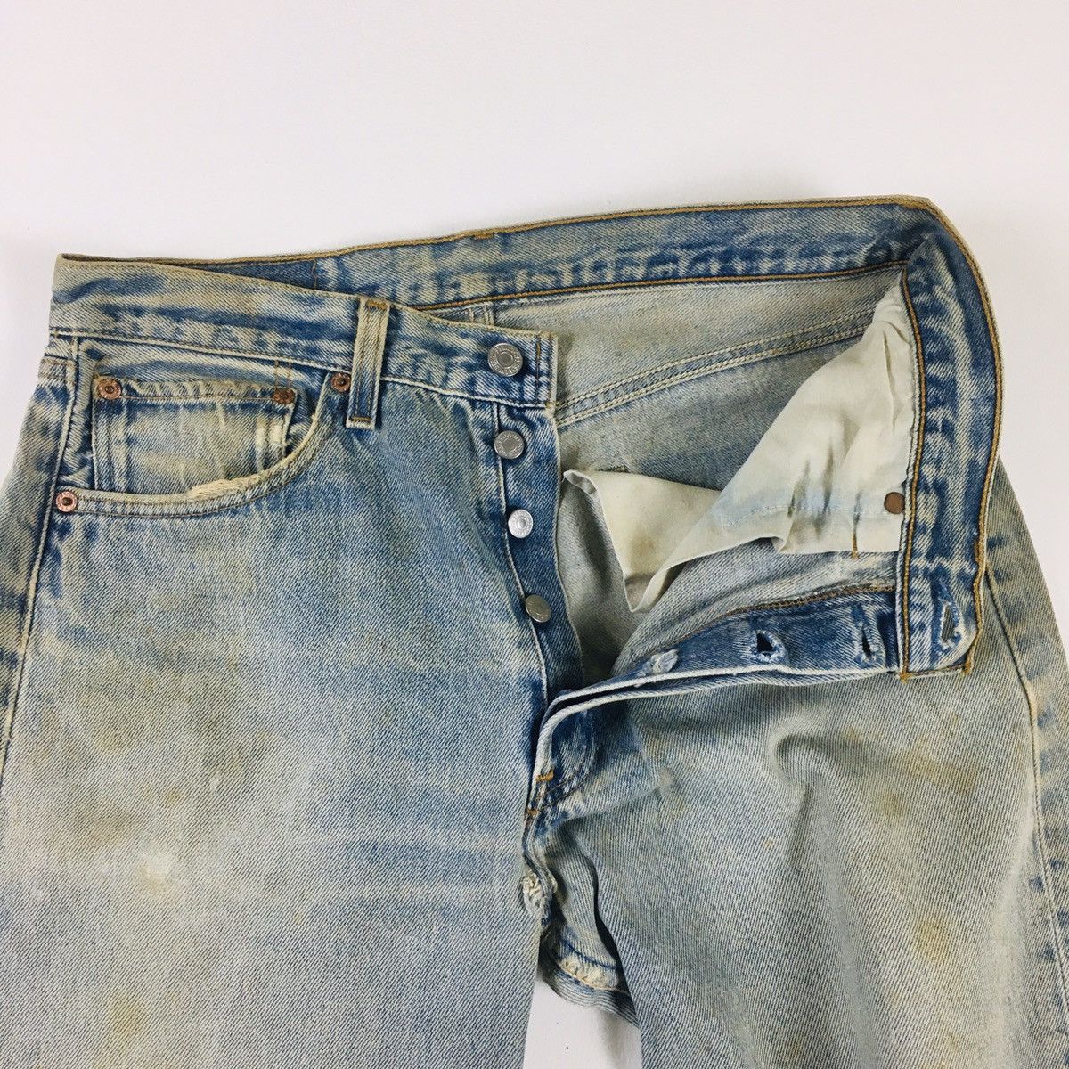 Levi's Vintage Clothing Vintage 90s Levis Distress Jeans Made in USA Size US 33 - 11 Thumbnail