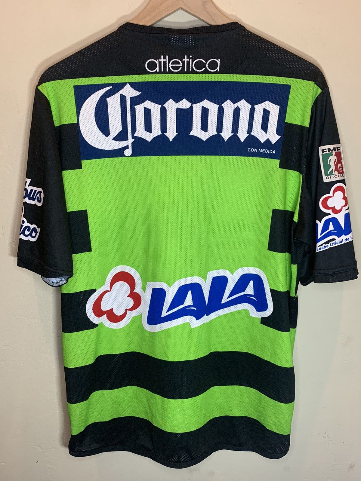 Atletica *RARE* Vintage Santos Laguna Club Atletica Futbol Jersey Size US L / EU 52-54 / 3 - 2 Thumbnail