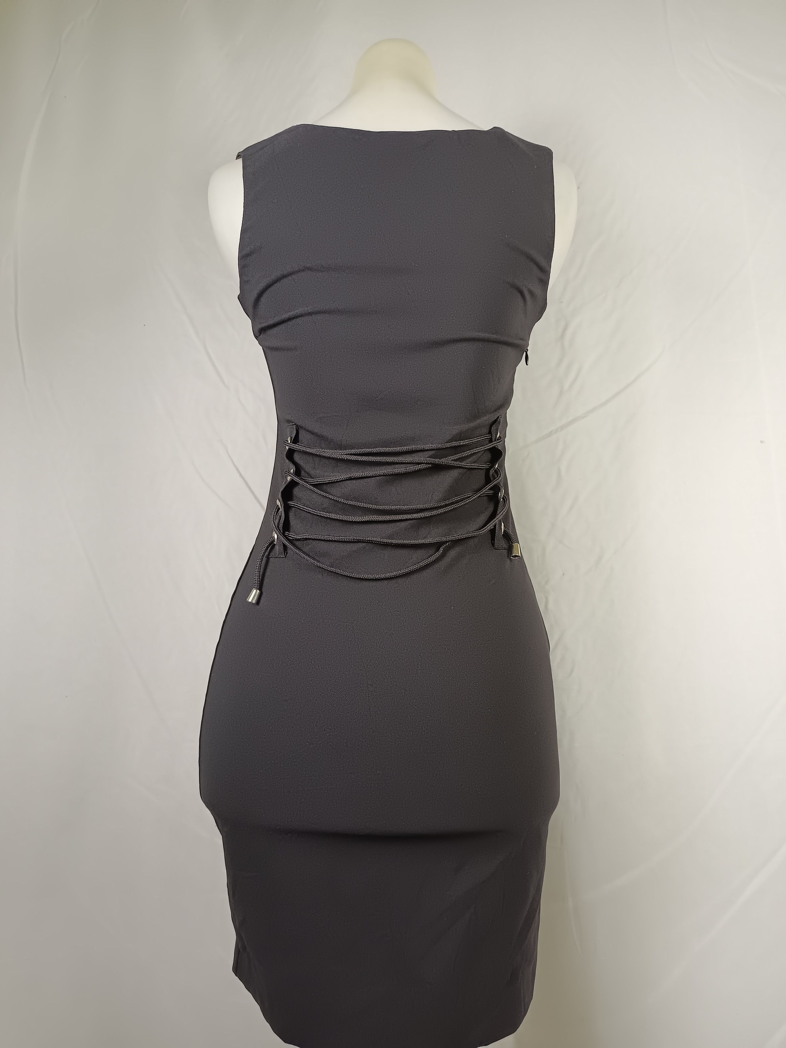 DIVIDED H&M Black Dress Sleeve less