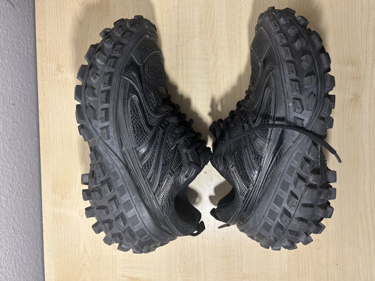 Balenciaga Balenciaga Bouncer chunky sole sneakers Size US 7 / EU 40 - 1 Thumbnail
