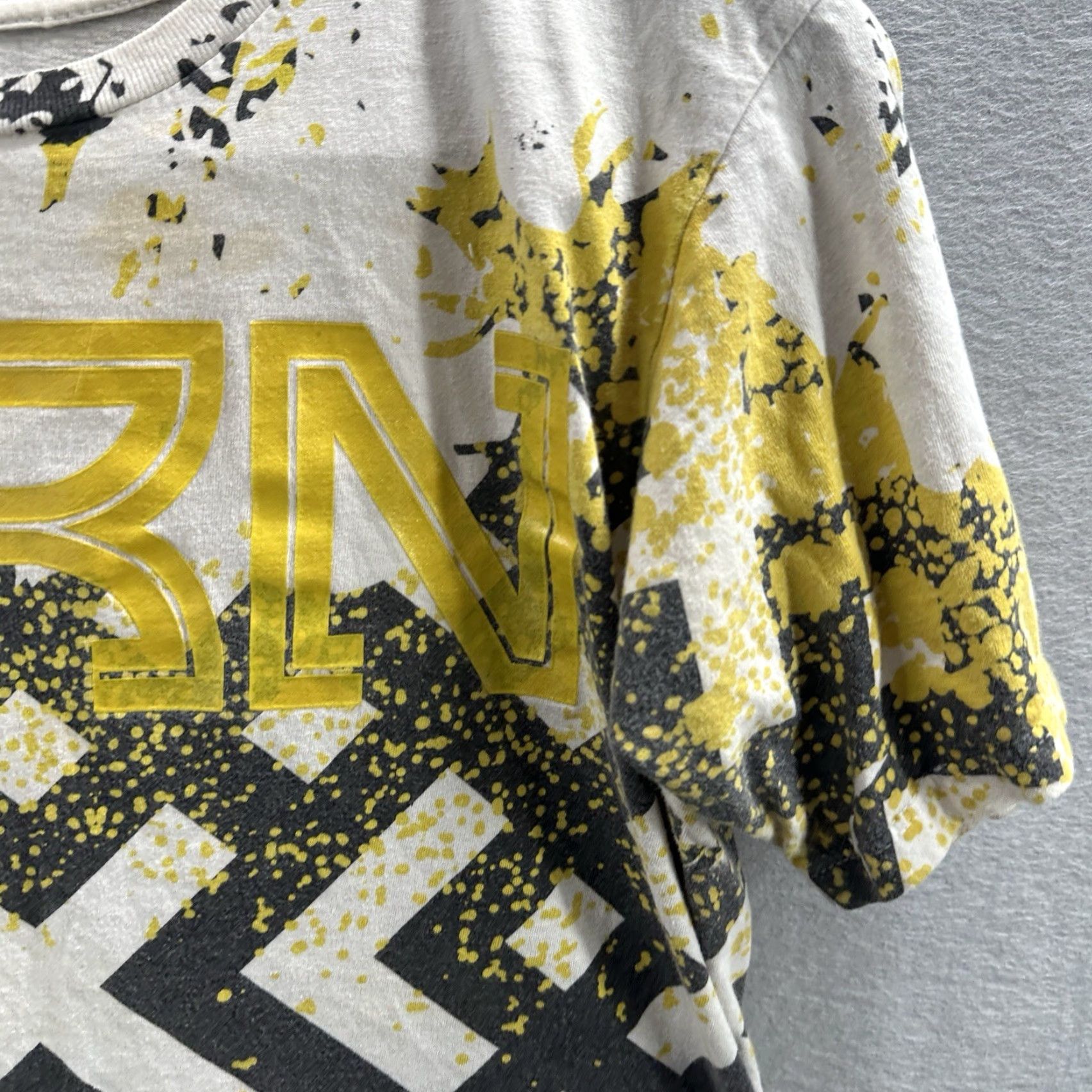 Vintage YRN Migos Shirt Graphic Print Mens Medium All Over Print Hip Hop Shirt Size US M / EU 48-50 / 2 - 4 Thumbnail