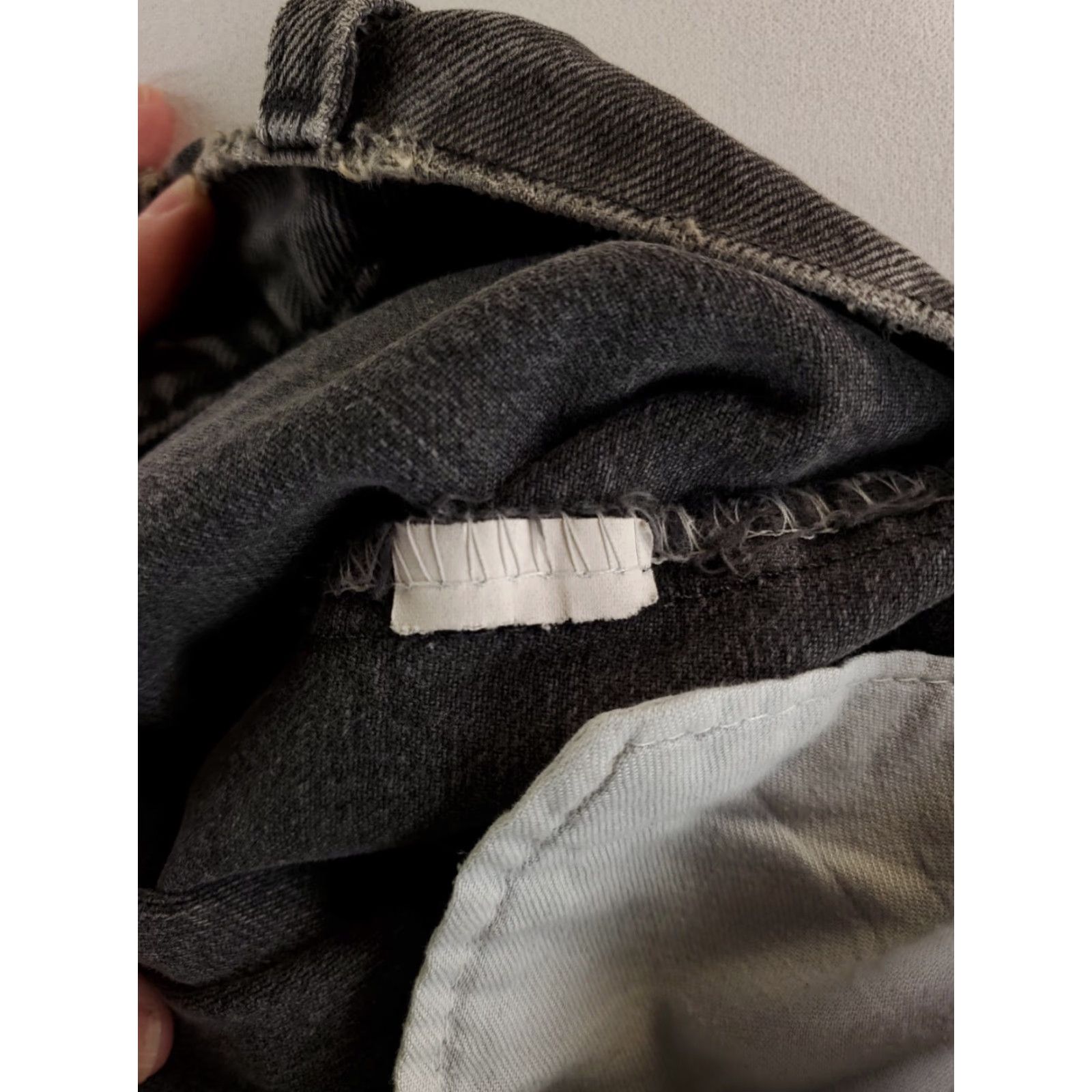 Levi's VINTAGE Levi's 505 Black Jeans Mens 32 Regular Inseam 29 Straight 80s 90s 33x30 (32x29 Actual) Size US 32 / EU 48 - 3 Thumbnail