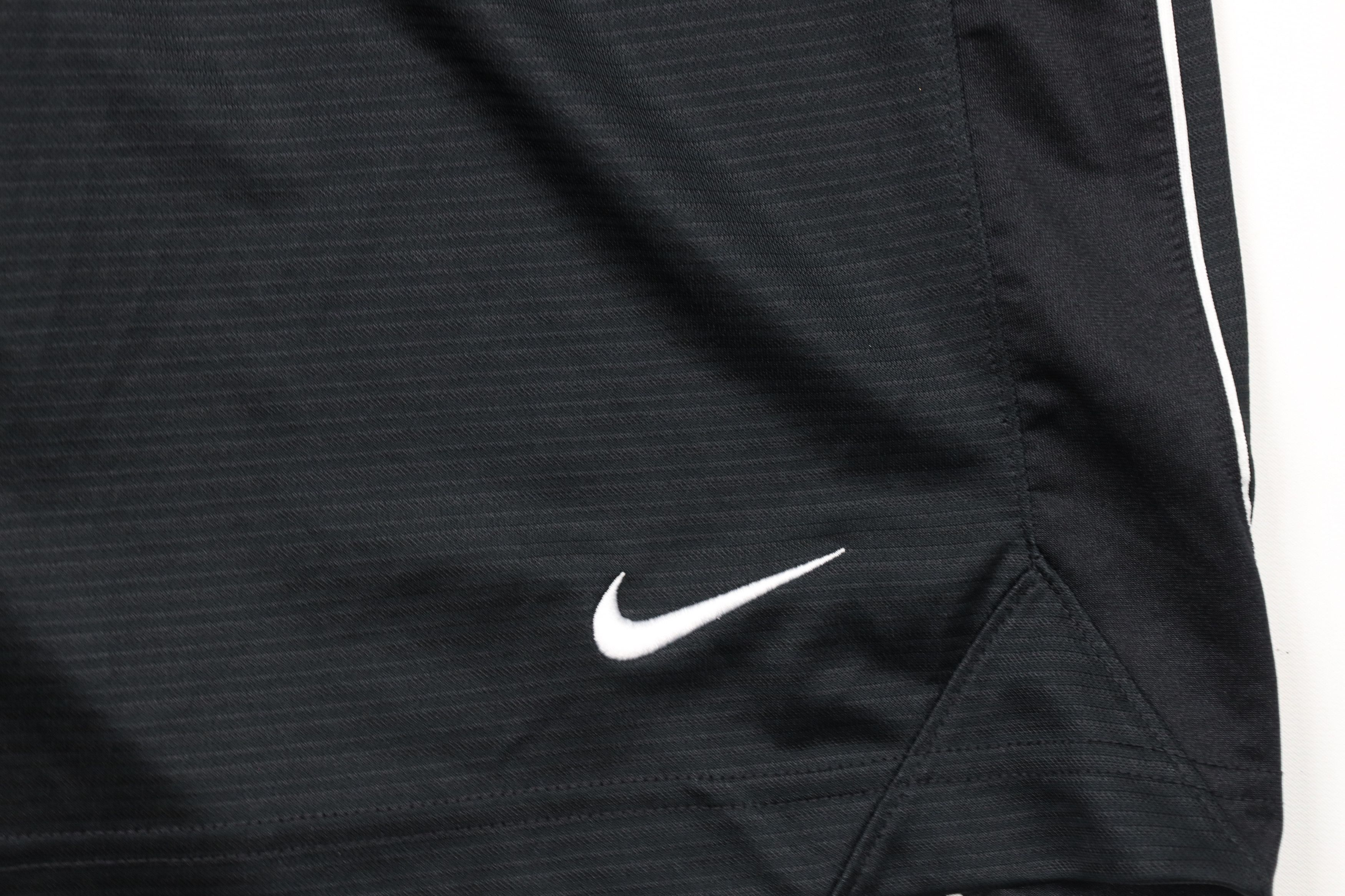 Nike × Vintage Vintage Nike Scott Mini Swoosh Gym Basketball Shorts Black Size US 32 / EU 48 - 5 Thumbnail
