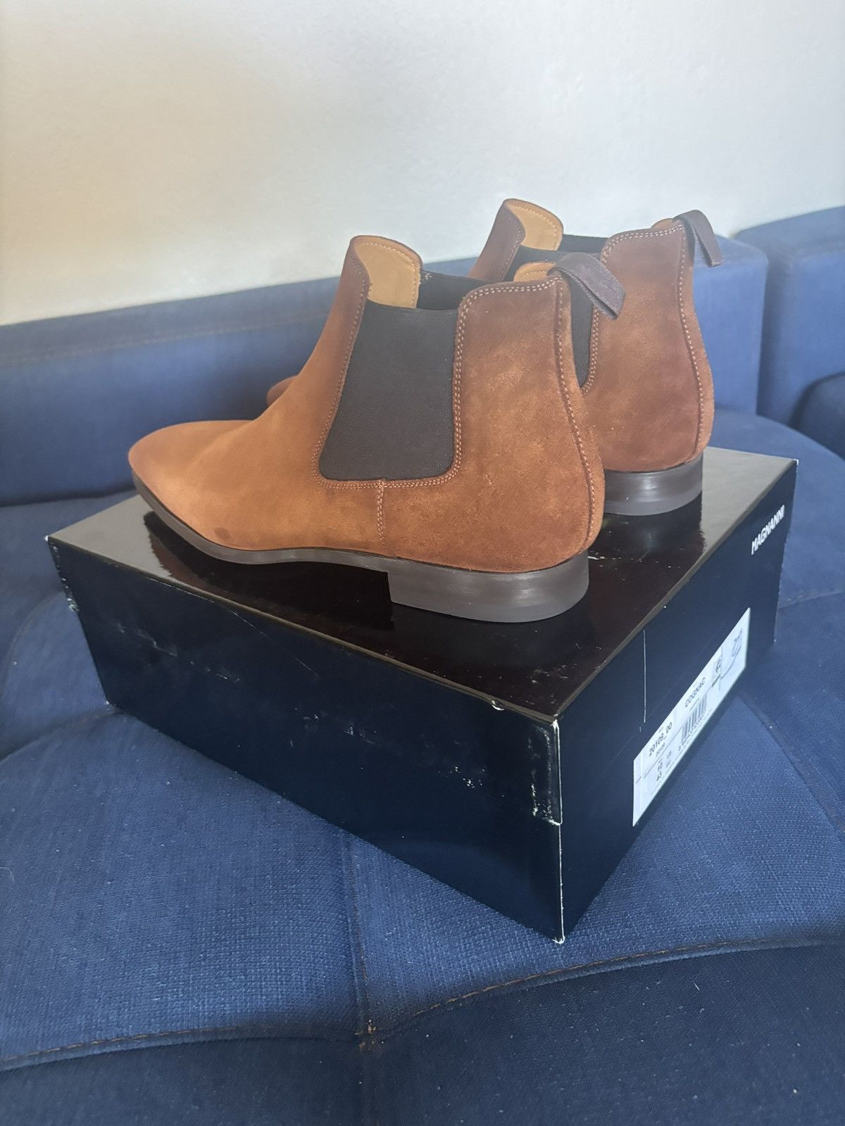 Magnanni New Magnanni Cognac Suede Boots (Size 10 - True 10.5/11) Size US 10 / EU 43 - 5 Thumbnail