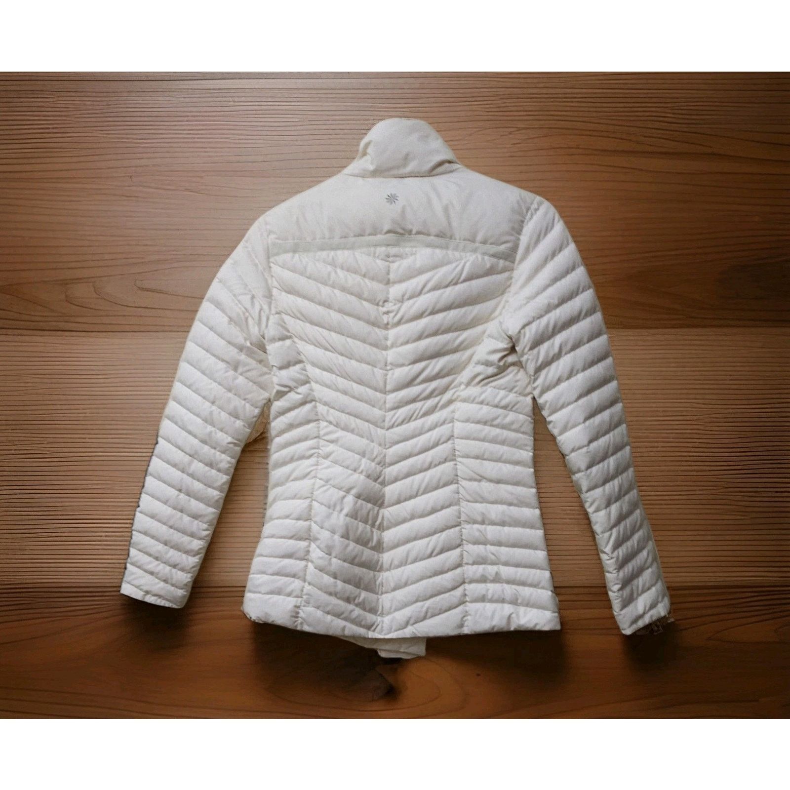 Athleta ATHLETA Asymmetrical So Down Puffer Jacket with Pockets Size XS / US 0-2 / IT 36-38 - 5 Thumbnail