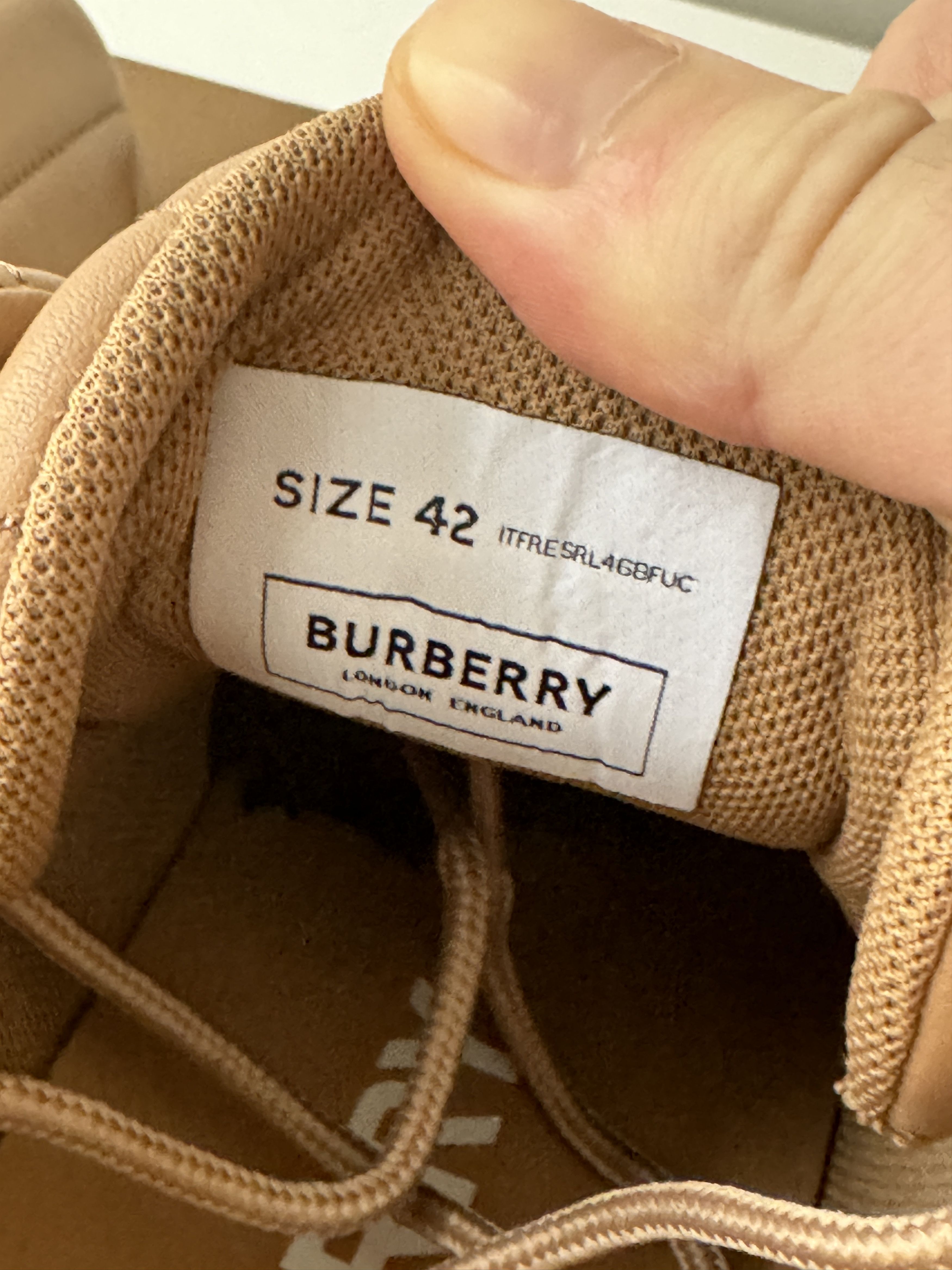 Burberry size 42 - Burberry Quilted Sneakers Leather Brown Bisquit Size US 9 / EU 42 - 6 Thumbnail