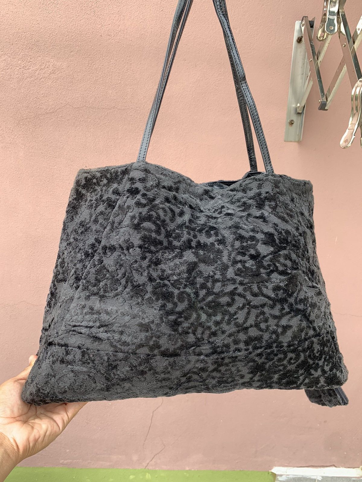 Givenchy Givenchy hand bag rare design Size ONE SIZE - 3 Thumbnail