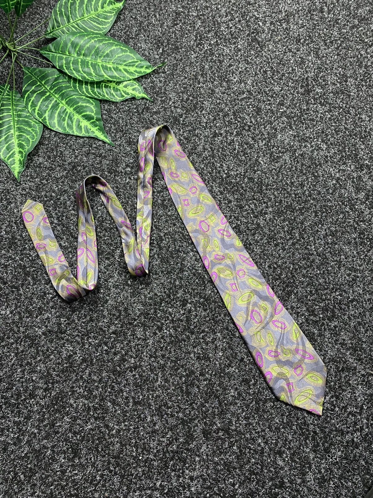 Pal Zileri PAL ZILERI TIE GRUPPO FORALL Made in Italy 🇮🇹 Size ONE SIZE - 1 Thumbnail