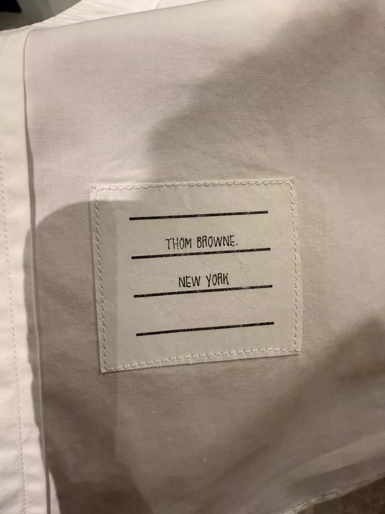 Thom Browne Thom Browne Classic three-color logo shirt with door flap 2 Size US S / EU 44-46 / 1 - 4 Thumbnail