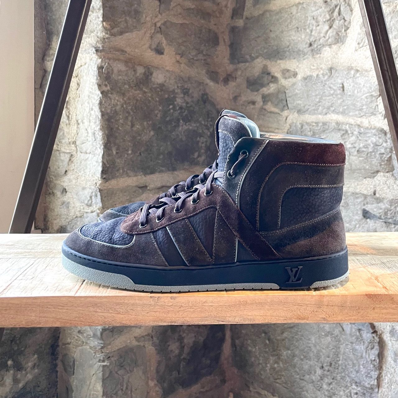 Louis Vuitton Louis Vuitton Brown Navy Suede High-Top Sneakers Size US 9 / EU 42 - 7 Thumbnail
