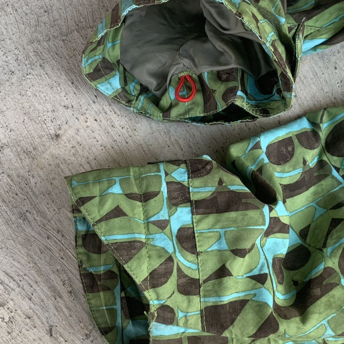 Burton × Vintage Burton full Text over printed outdoor Jacket vintage Size US M / EU 48-50 / 2 - 6 Thumbnail