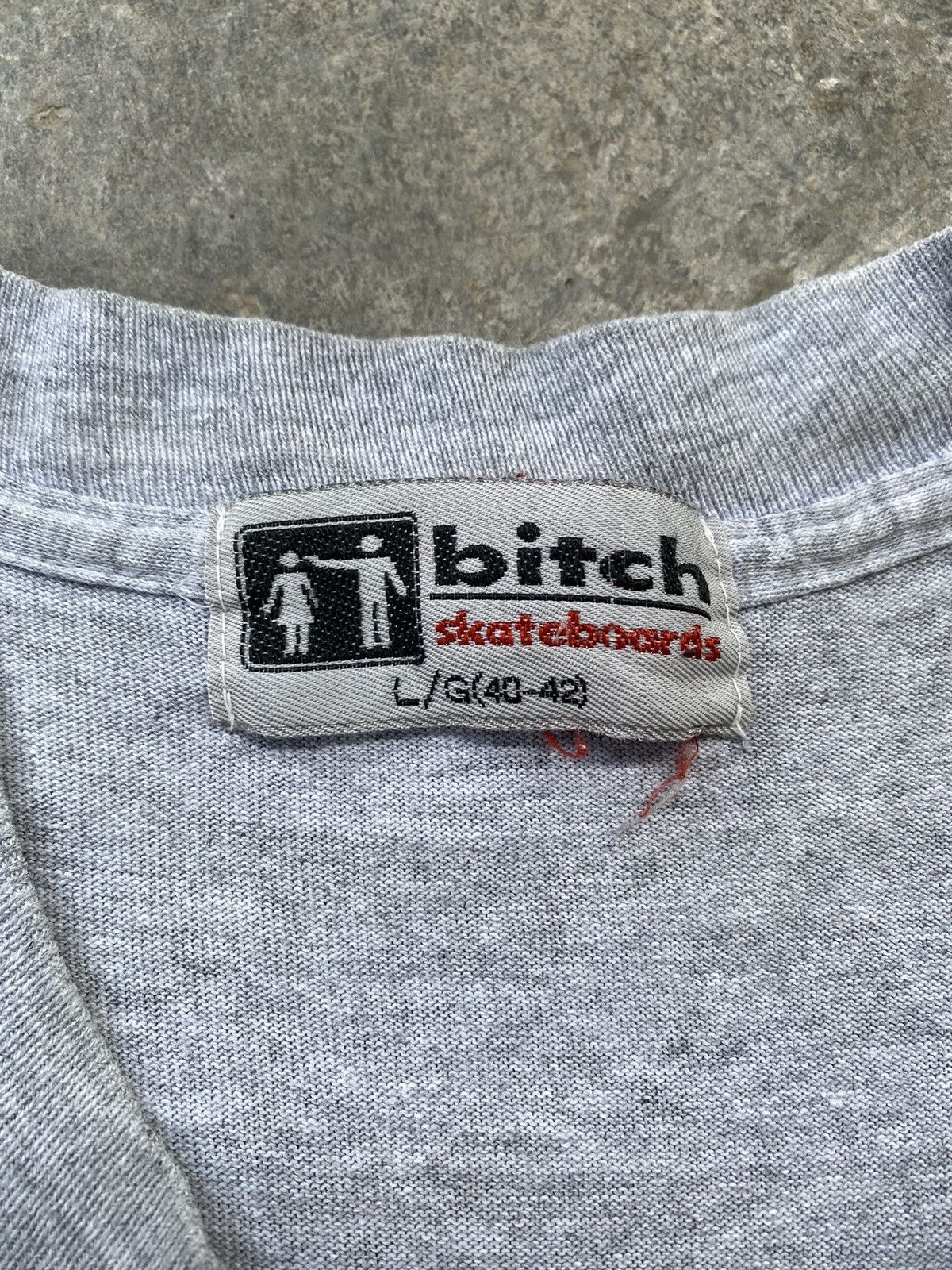 Vintage SICK🔥Rare Vintage 90s Bitch Skateboards Single Stitch Tees Size US L / EU 52-54 / 3 - 19 Thumbnail