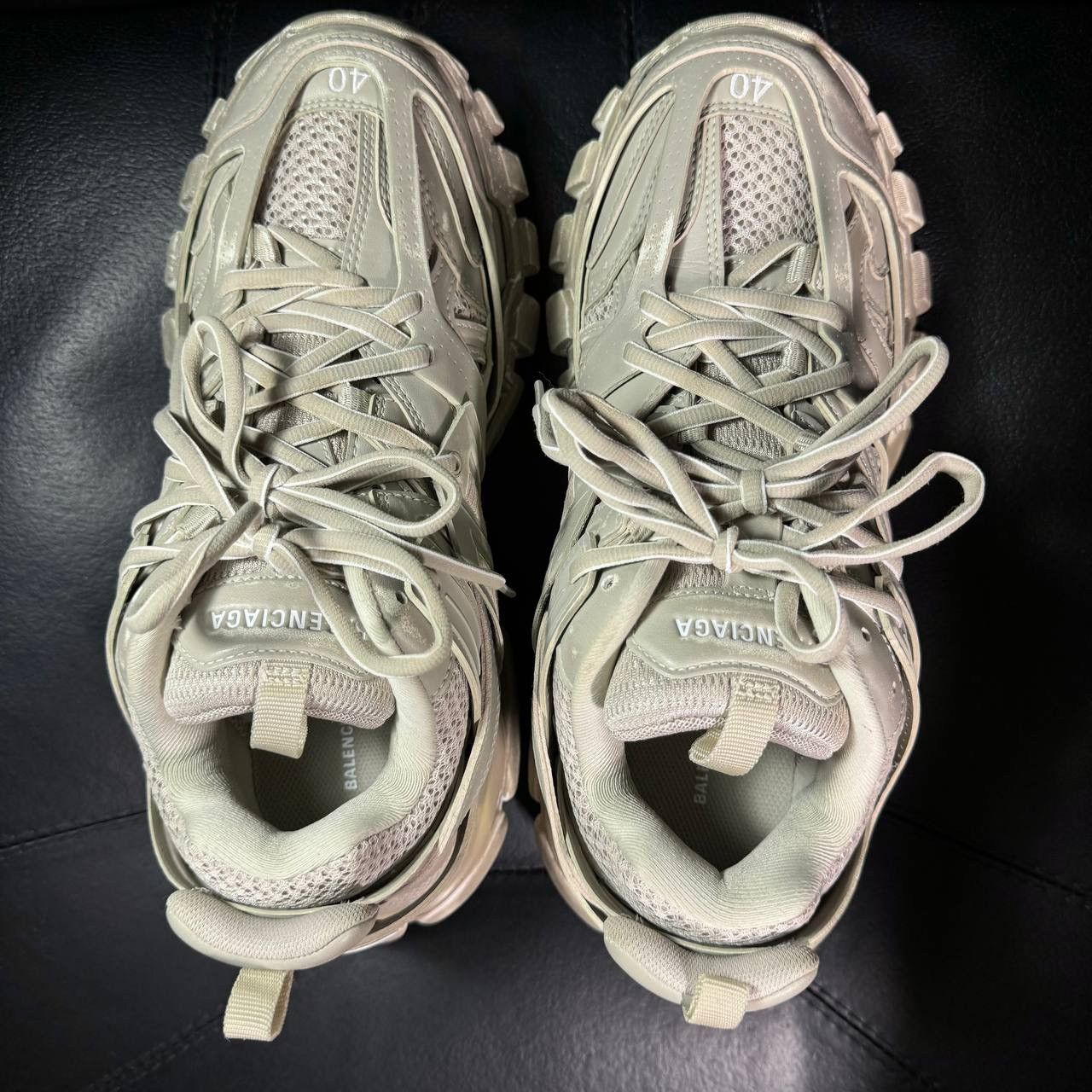Balenciaga 40 Balenciaga track 1 Faded White Cream Size US 7 / EU 40 - 6 Thumbnail