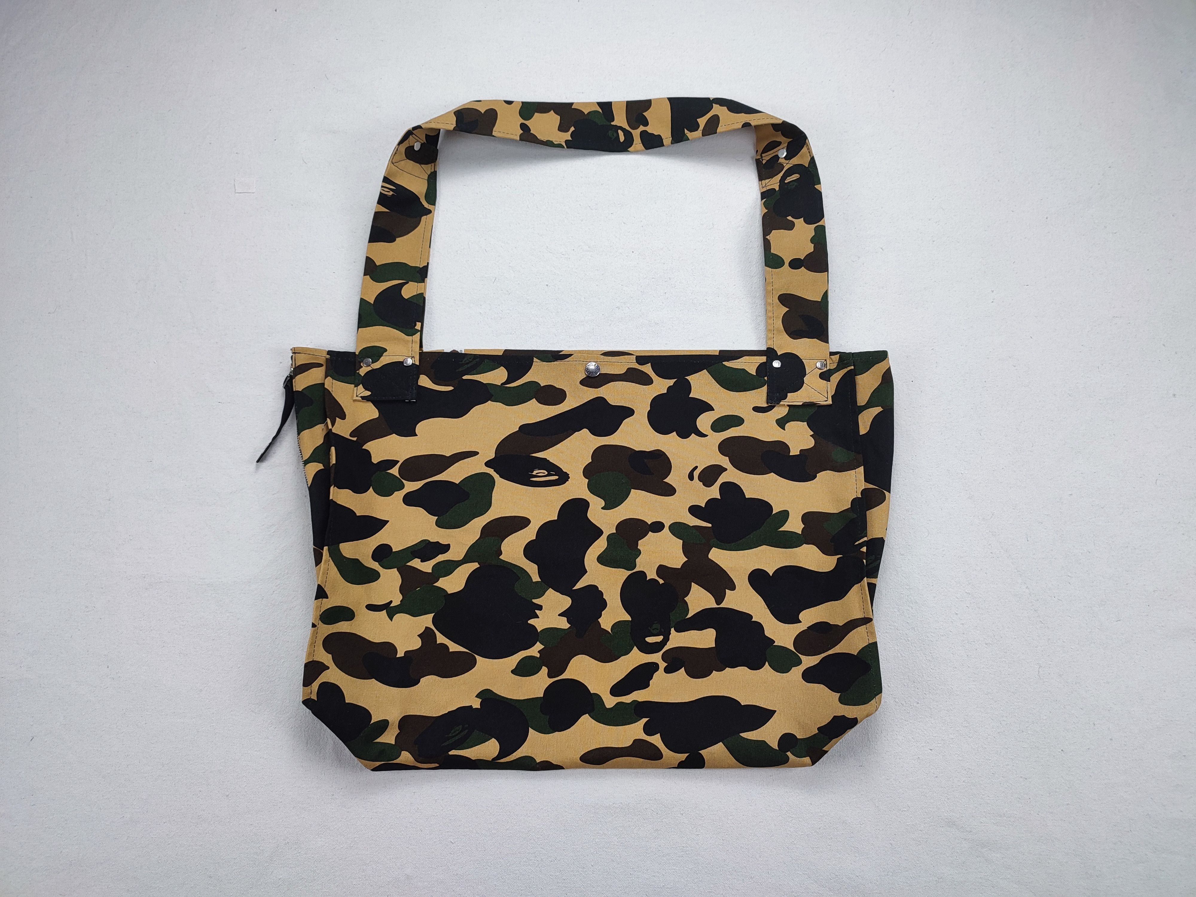 Bape BAPE A Bathing Ape 1st Camo Shoulder Bag Size ONE SIZE - 1 Thumbnail