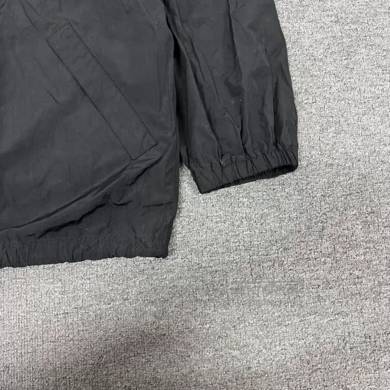 Balenciaga Balenciaga Black 'Be different' Slogan Coach Jacket Size US XS / EU 42 / 0 - 6 Thumbnail