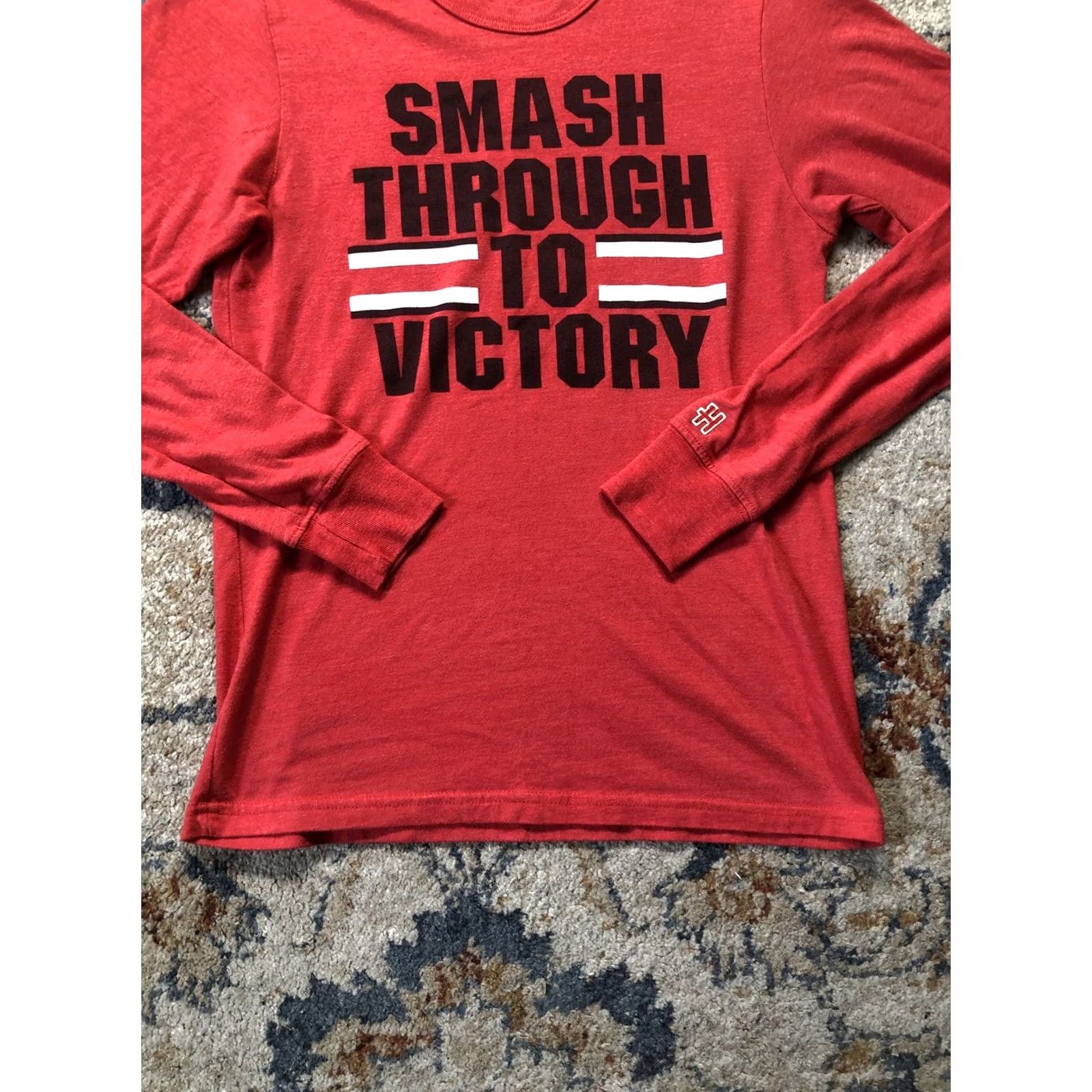 Vintage VINTAGE? (No) Homage Shirt Mens Small Red Smash Through To Victory Long Sleeve Made USA Size US S / EU 44-46 / 1 - 5 Thumbnail