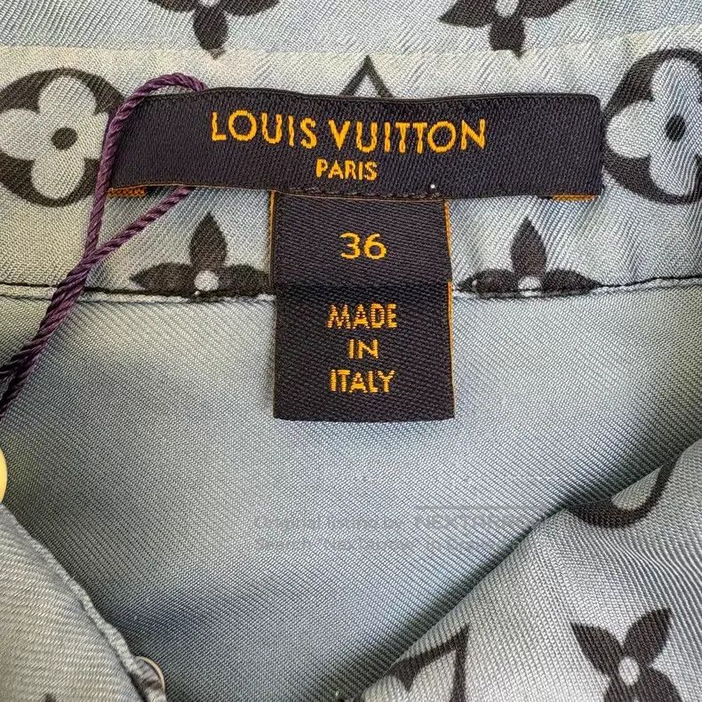 Louis Vuitton Louis Vuitton Blue silk long-sleeved shirt with full logo Size XS / US 0-2 / IT 36-38 - 7 Thumbnail