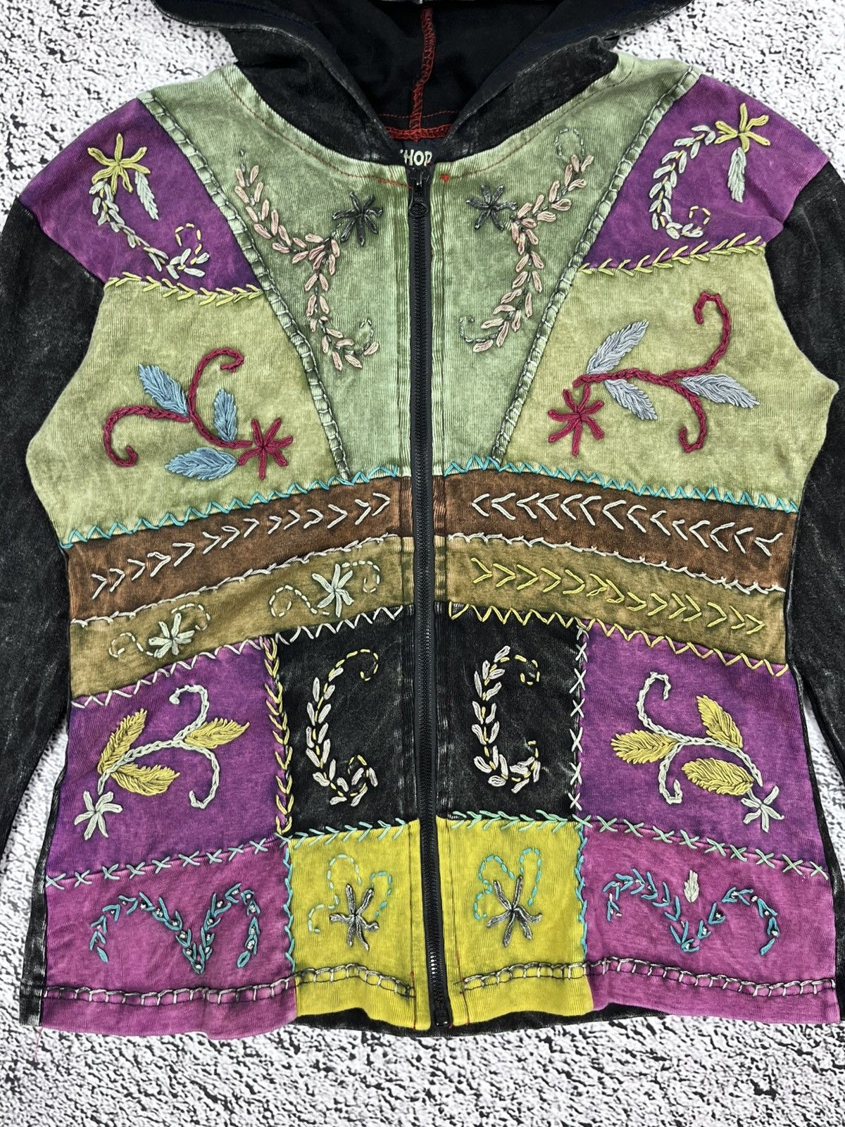 Japanese Brand Vintage 90s Nepali Patchwork Hoodie Embroidered Goa Hippie Size L / US 10 / IT 46 - 5 Thumbnail